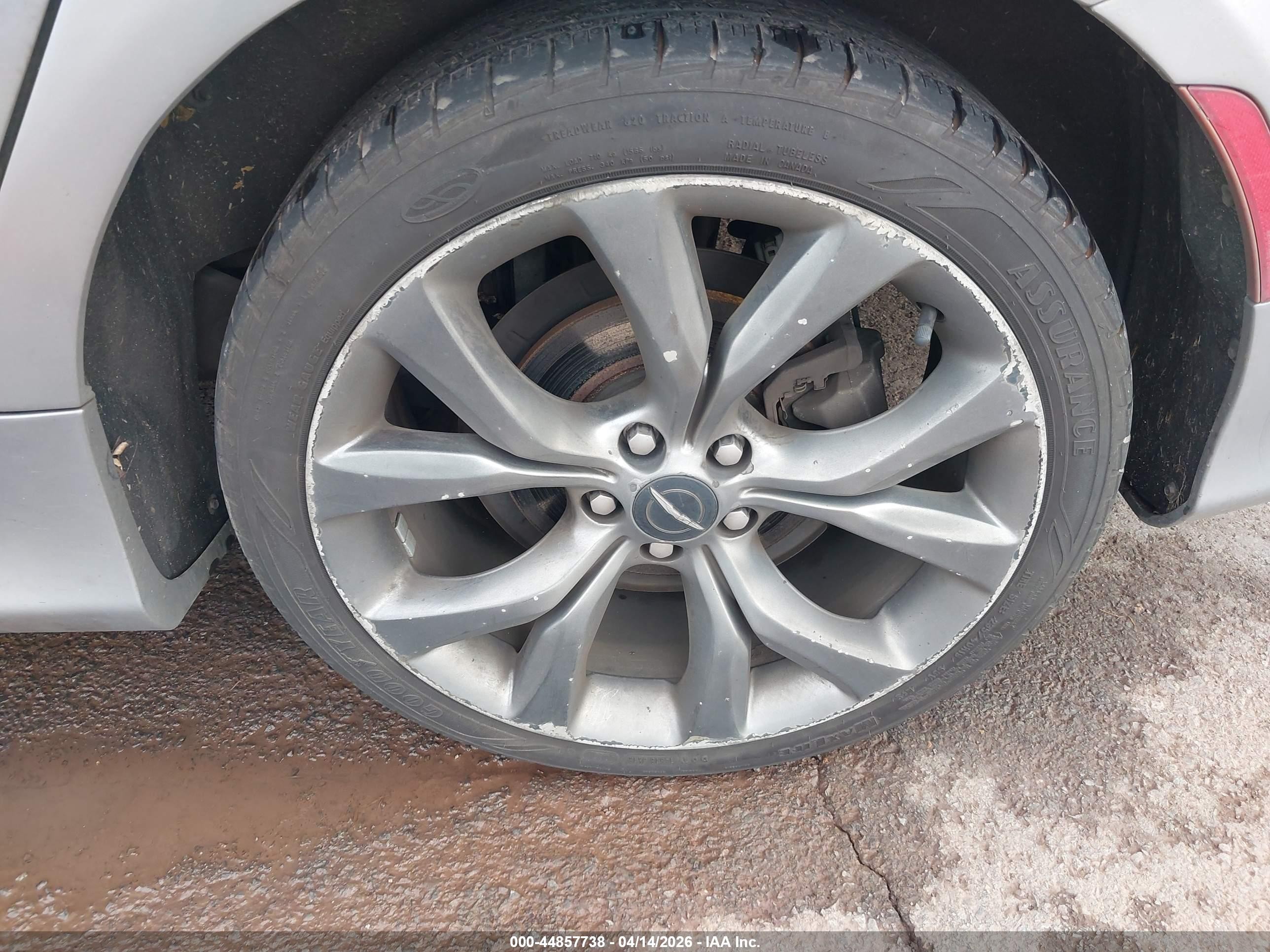 2015 Chrysler 200 S White vin: 1C3CCCBG1FN653274