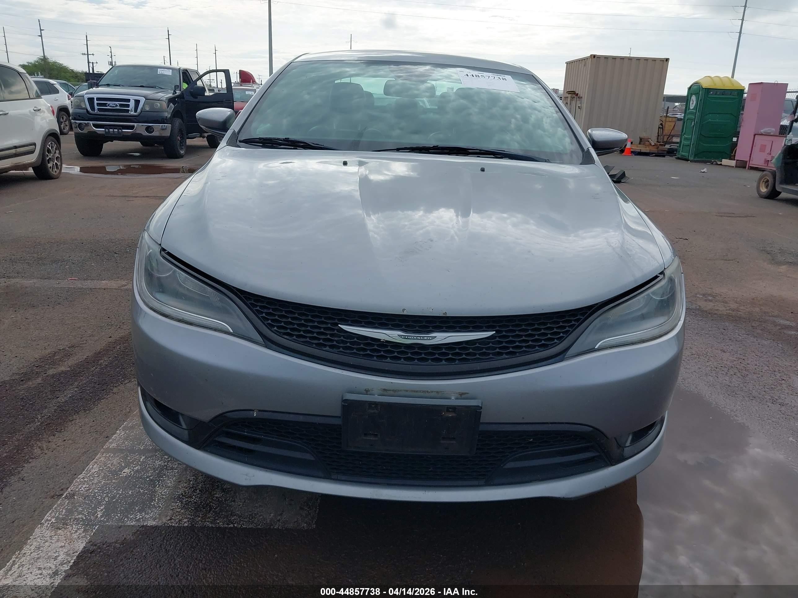2015 Chrysler 200 S White vin: 1C3CCCBG1FN653274