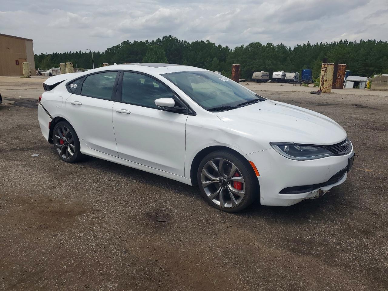 2015 Chrysler 200 S White vin: 1C3CCCBG1FN673380