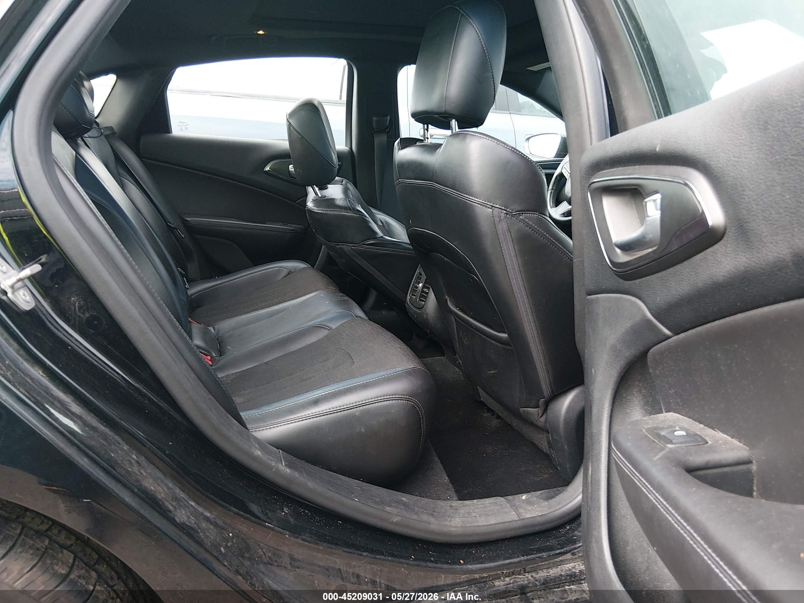 2015 Chrysler 200 S Black vin: 1C3CCCBG2FN551370