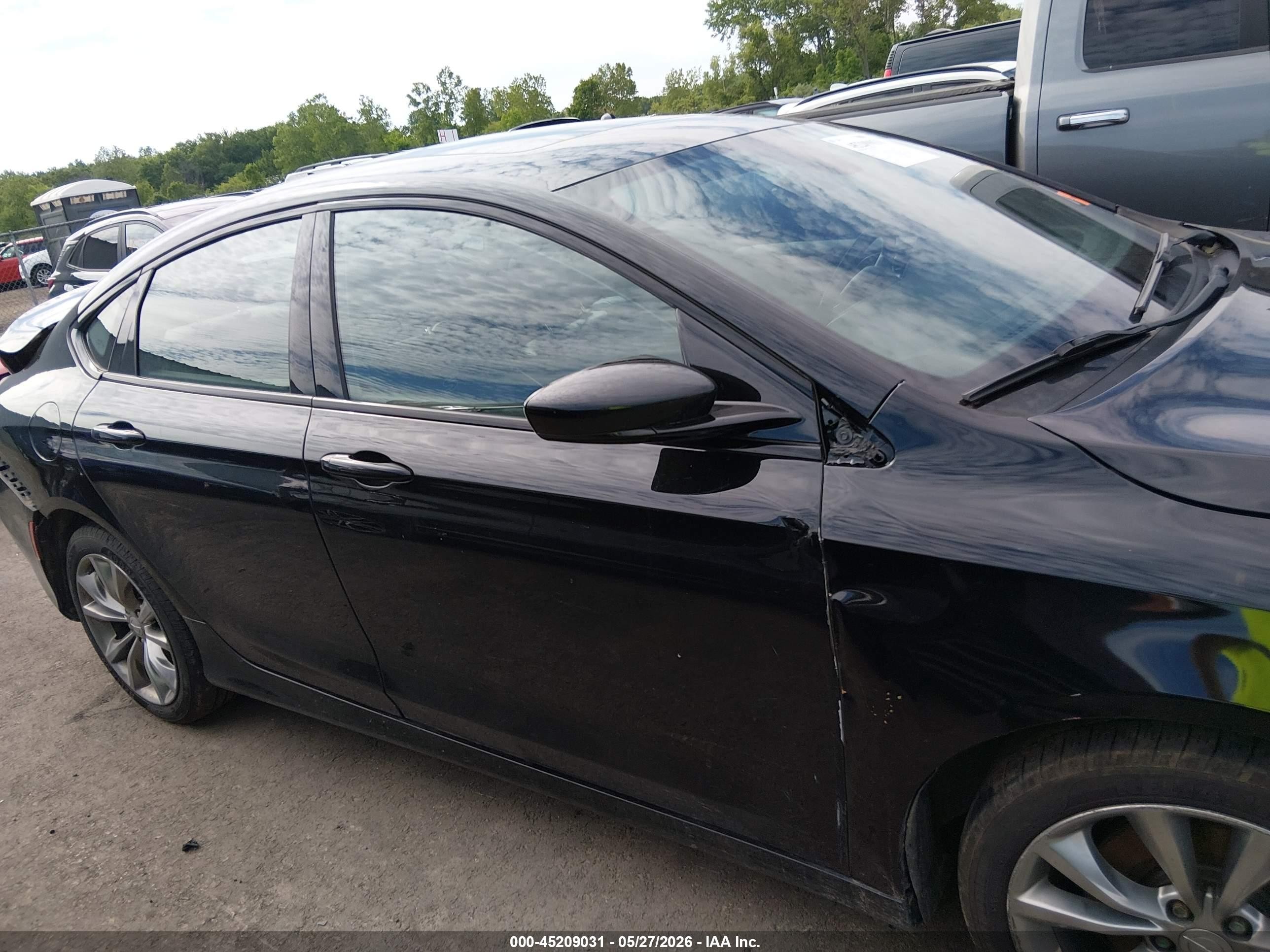 2015 Chrysler 200 S Black vin: 1C3CCCBG2FN551370