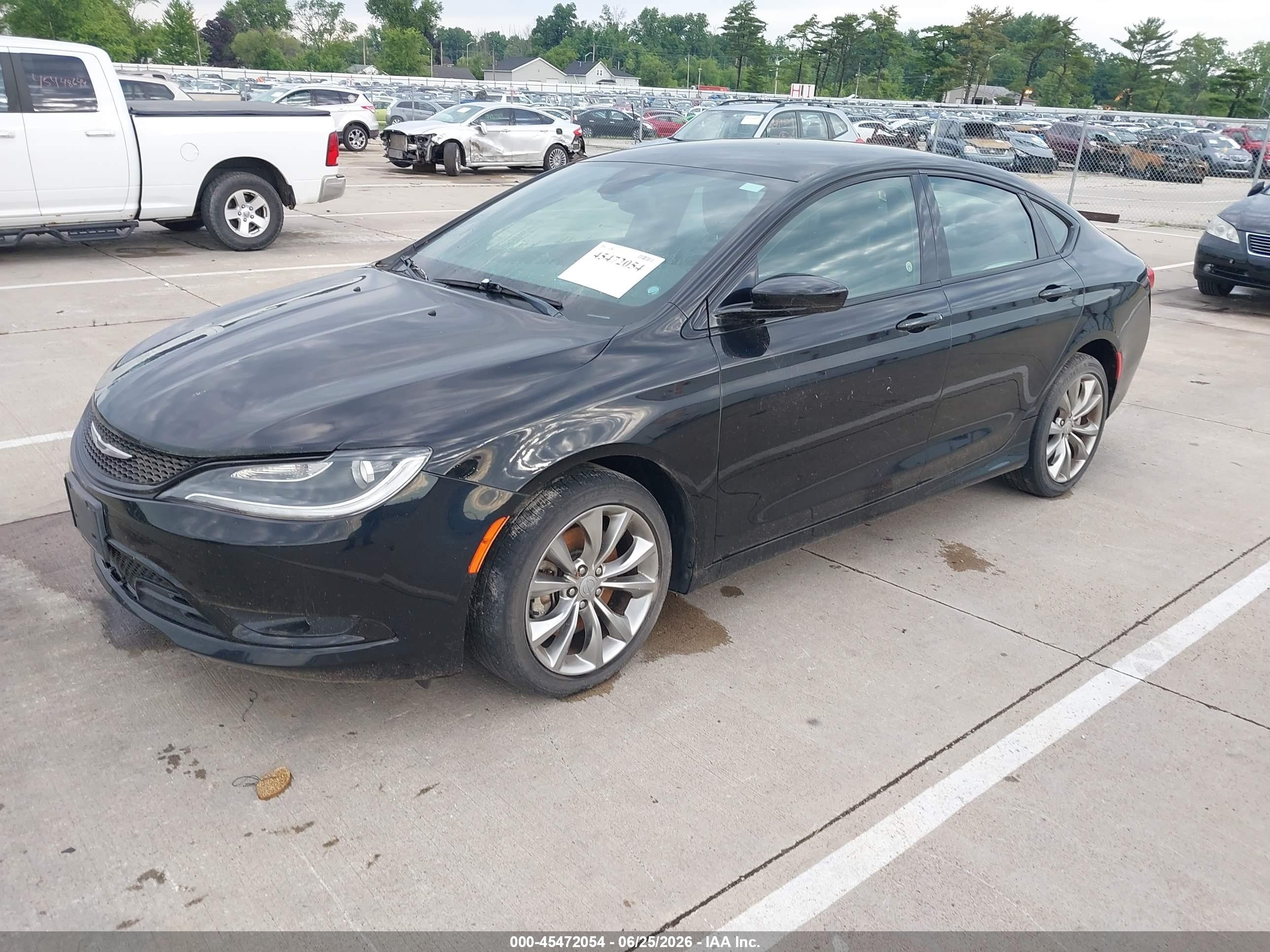 2015 Chrysler 200 S Черный vin: 1C3CCCBG3FN581140