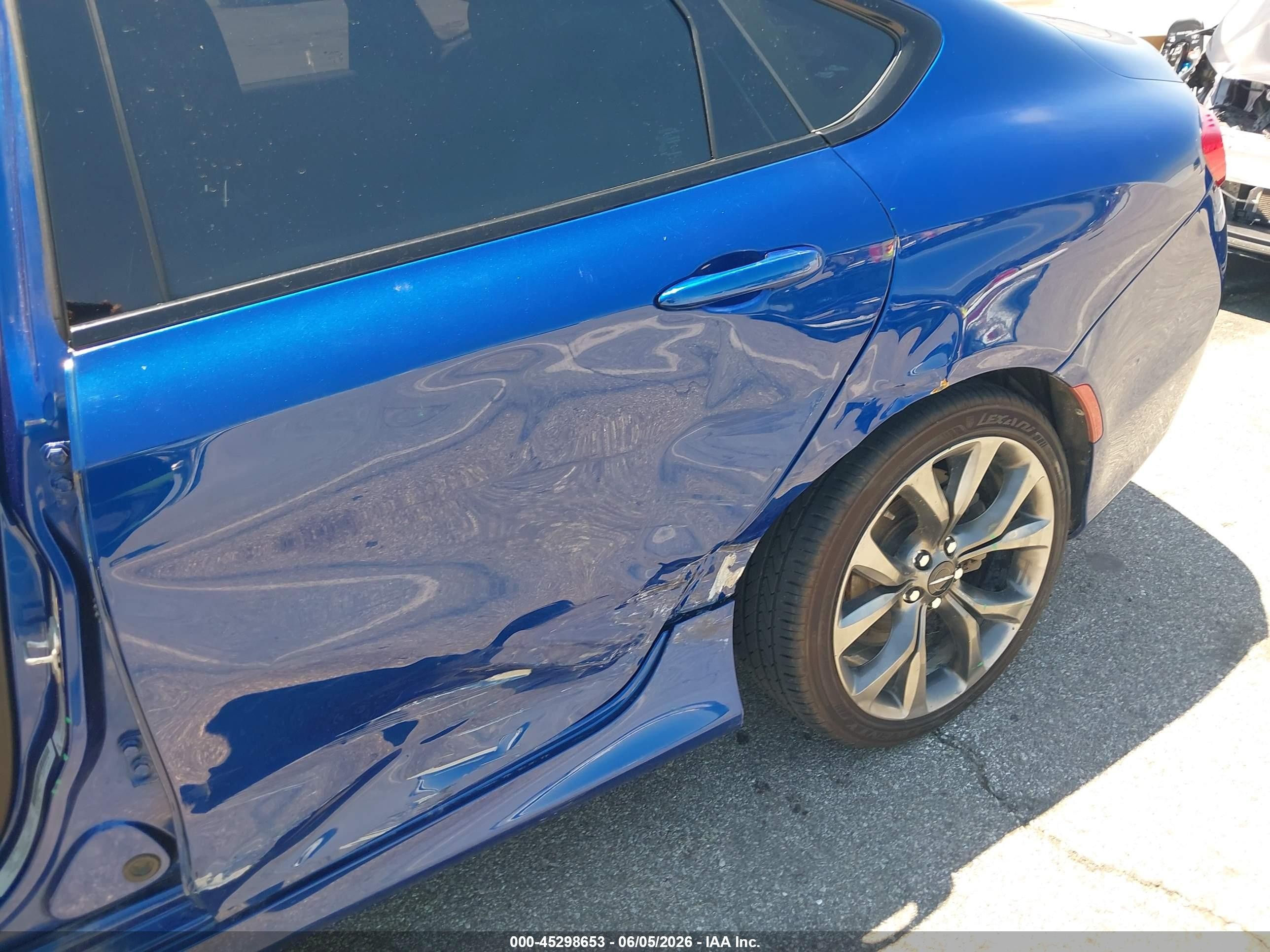 2015 Chrysler 200 S Blue vin: 1C3CCCBG3FN705990