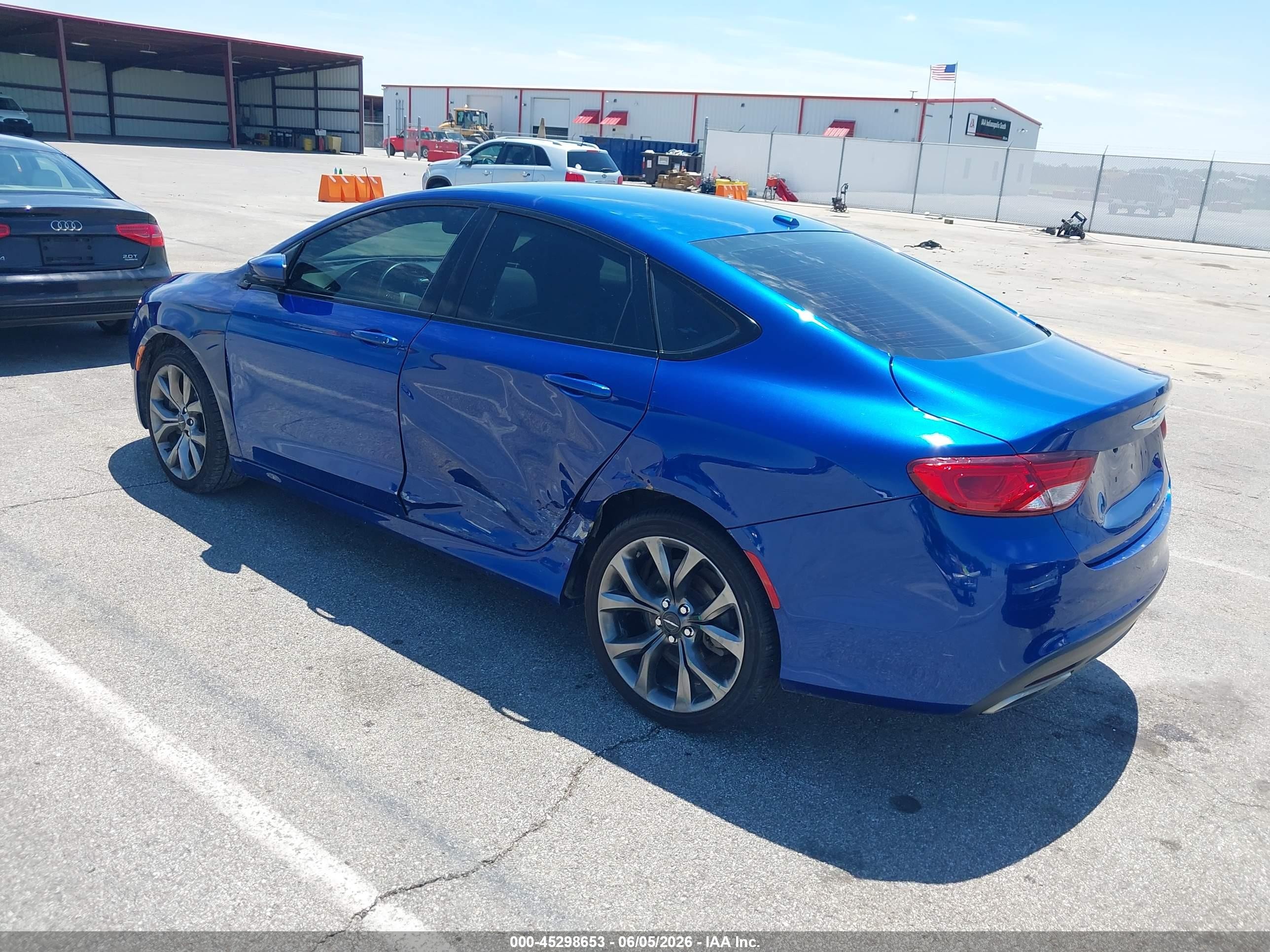2015 Chrysler 200 S Blue vin: 1C3CCCBG3FN705990