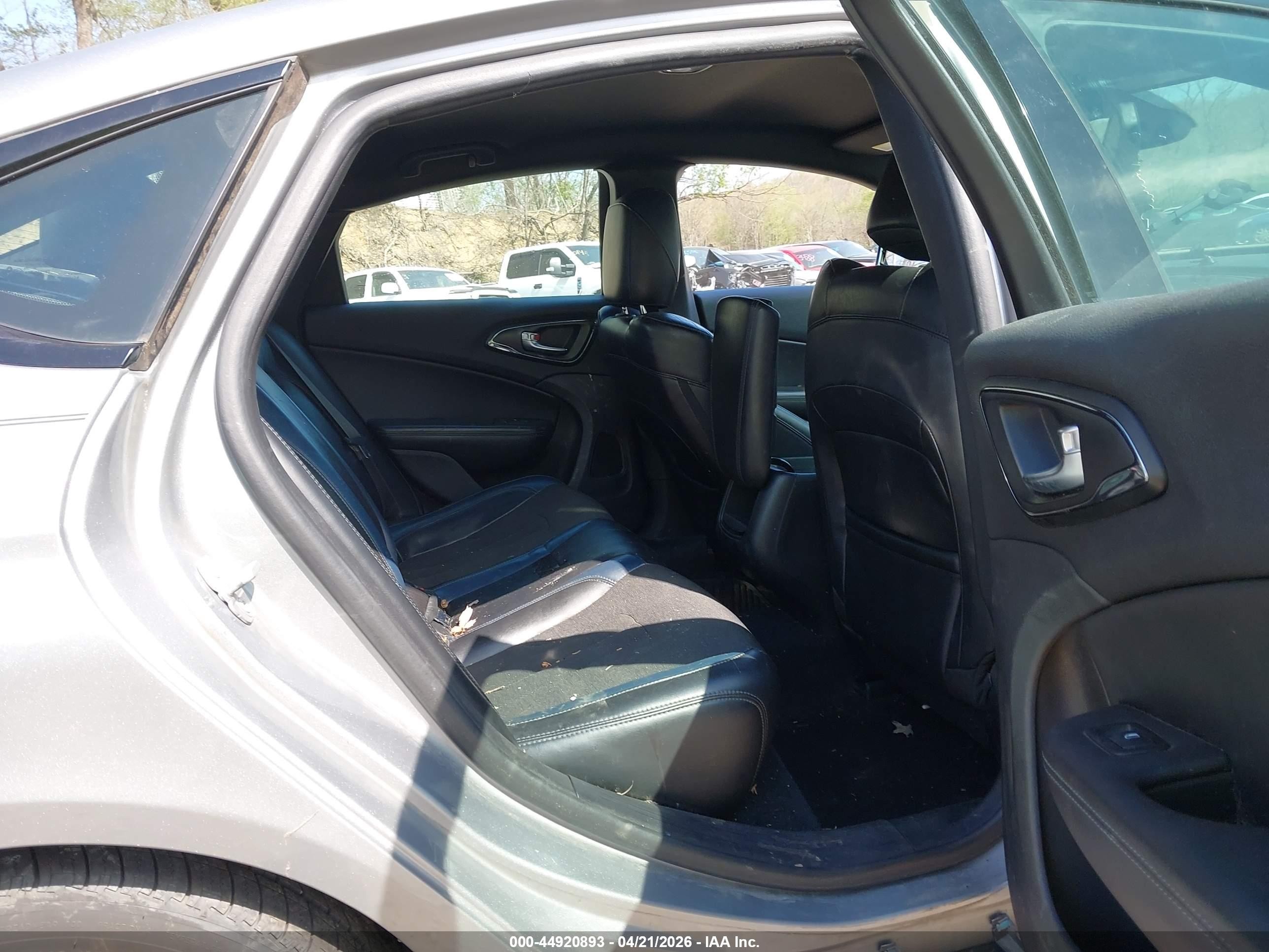 2015 Chrysler 200 S Gray vin: 1C3CCCBG4FN517690
