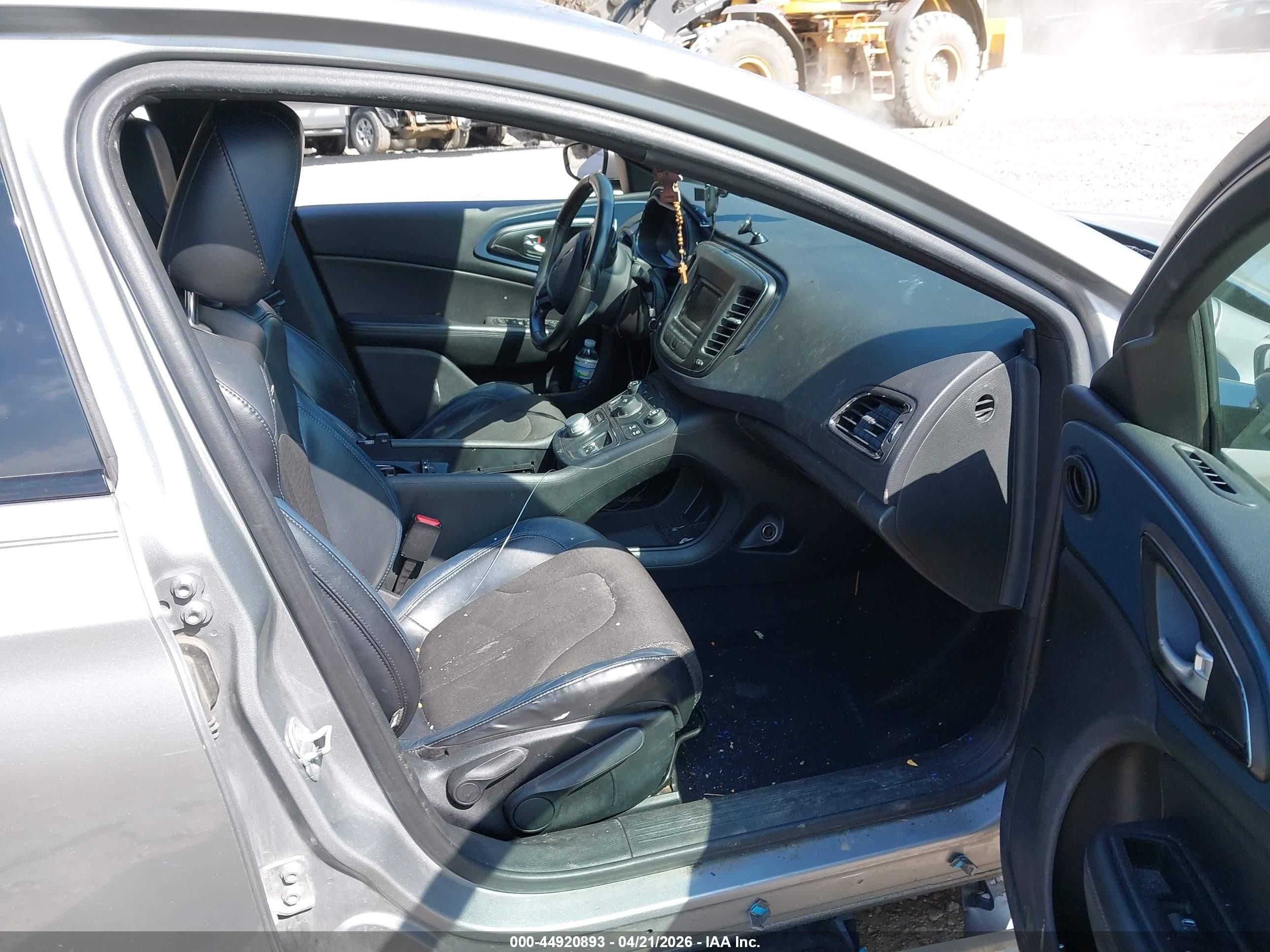 2015 Chrysler 200 S Gray vin: 1C3CCCBG4FN517690
