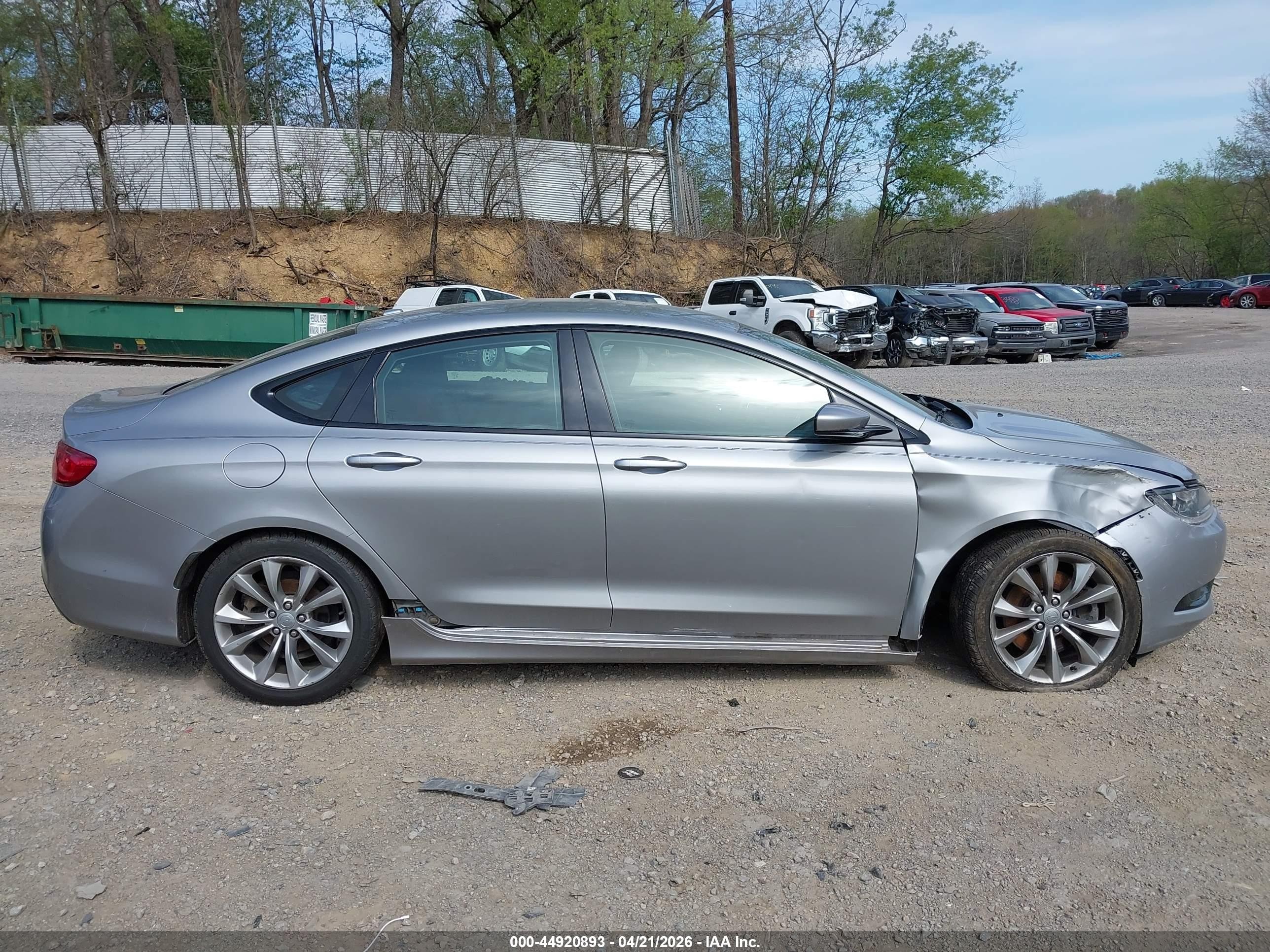 2015 Chrysler 200 S Gray vin: 1C3CCCBG4FN517690