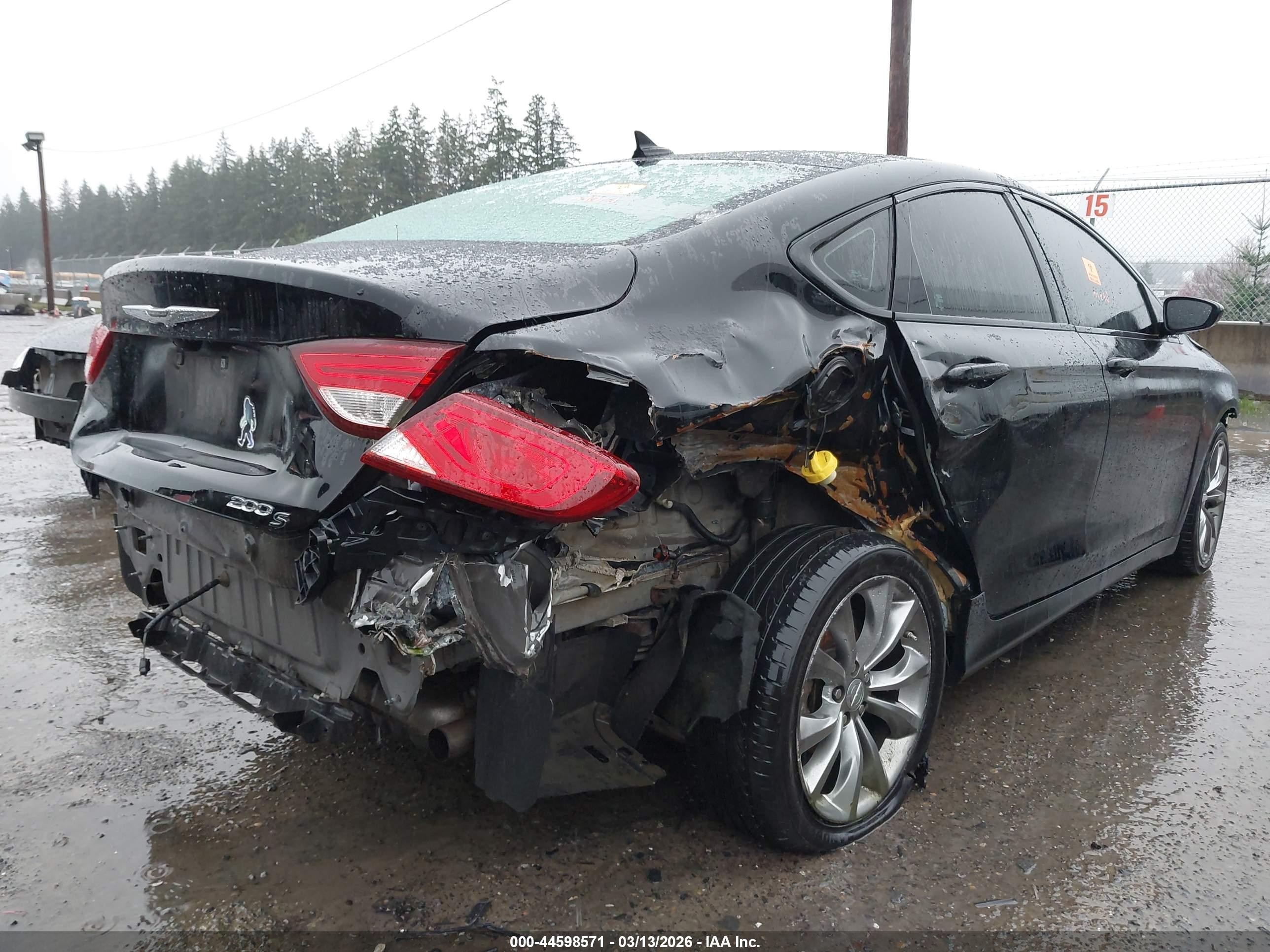 2015 Chrysler 200 S Black vin: 1C3CCCBG4FN572916