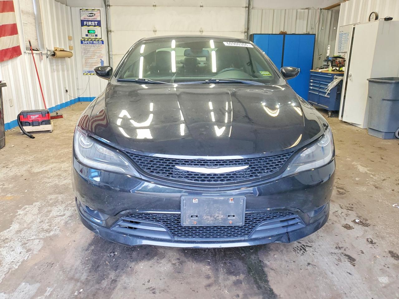 2015 Chrysler 200 S Черный vin: 1C3CCCBG4FN619751