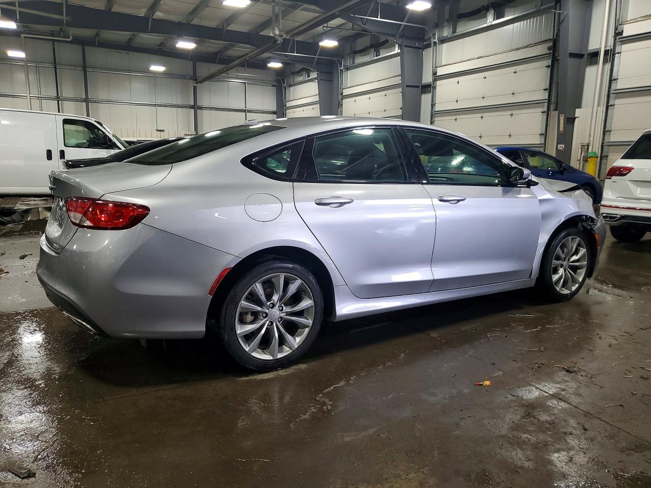 2015 Chrysler 200 S Silver vin: 1C3CCCBG5FN551492