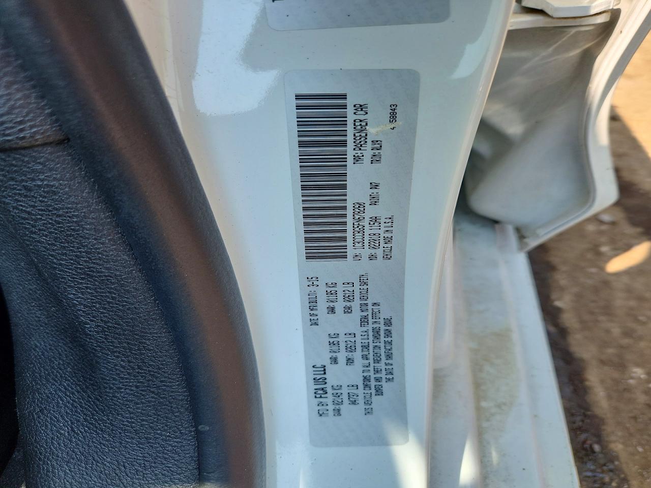 2015 Chrysler 200 S White vin: 1C3CCCBG5FN678260
