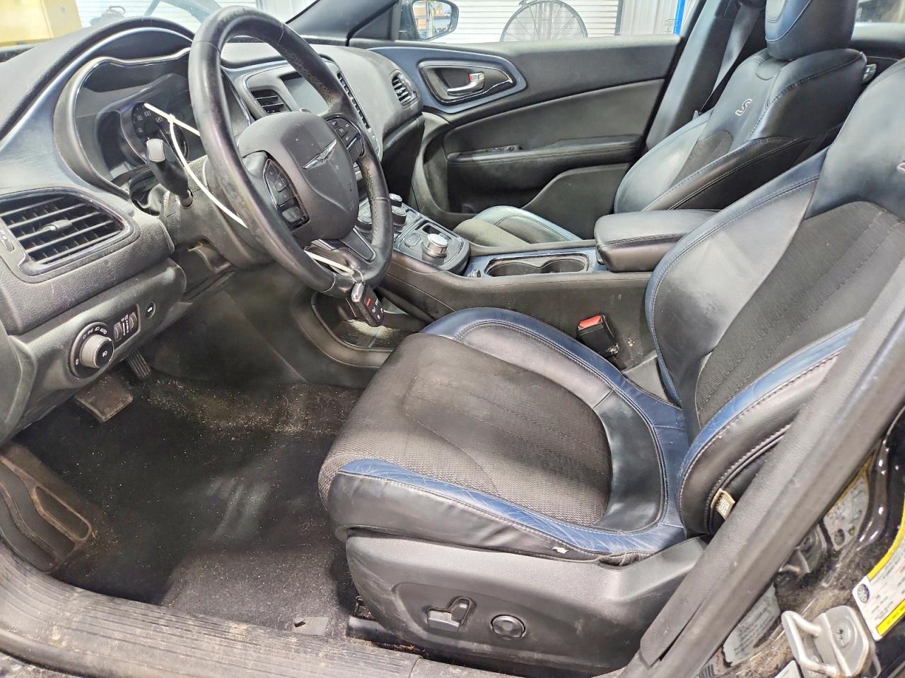 2015 Chrysler 200 S Black vin: 1C3CCCBG6FN551517