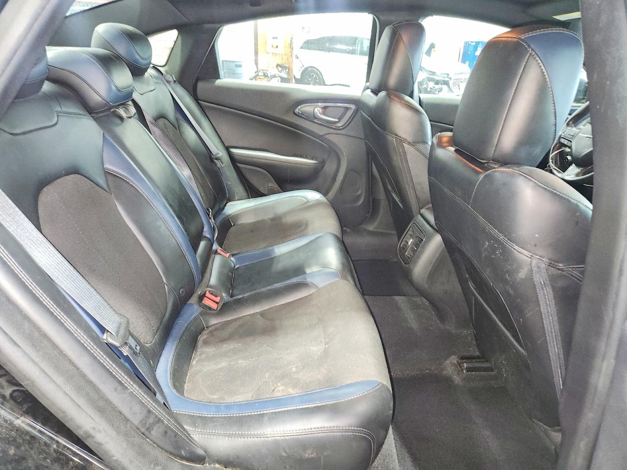 2015 Chrysler 200 S Black vin: 1C3CCCBG6FN551517