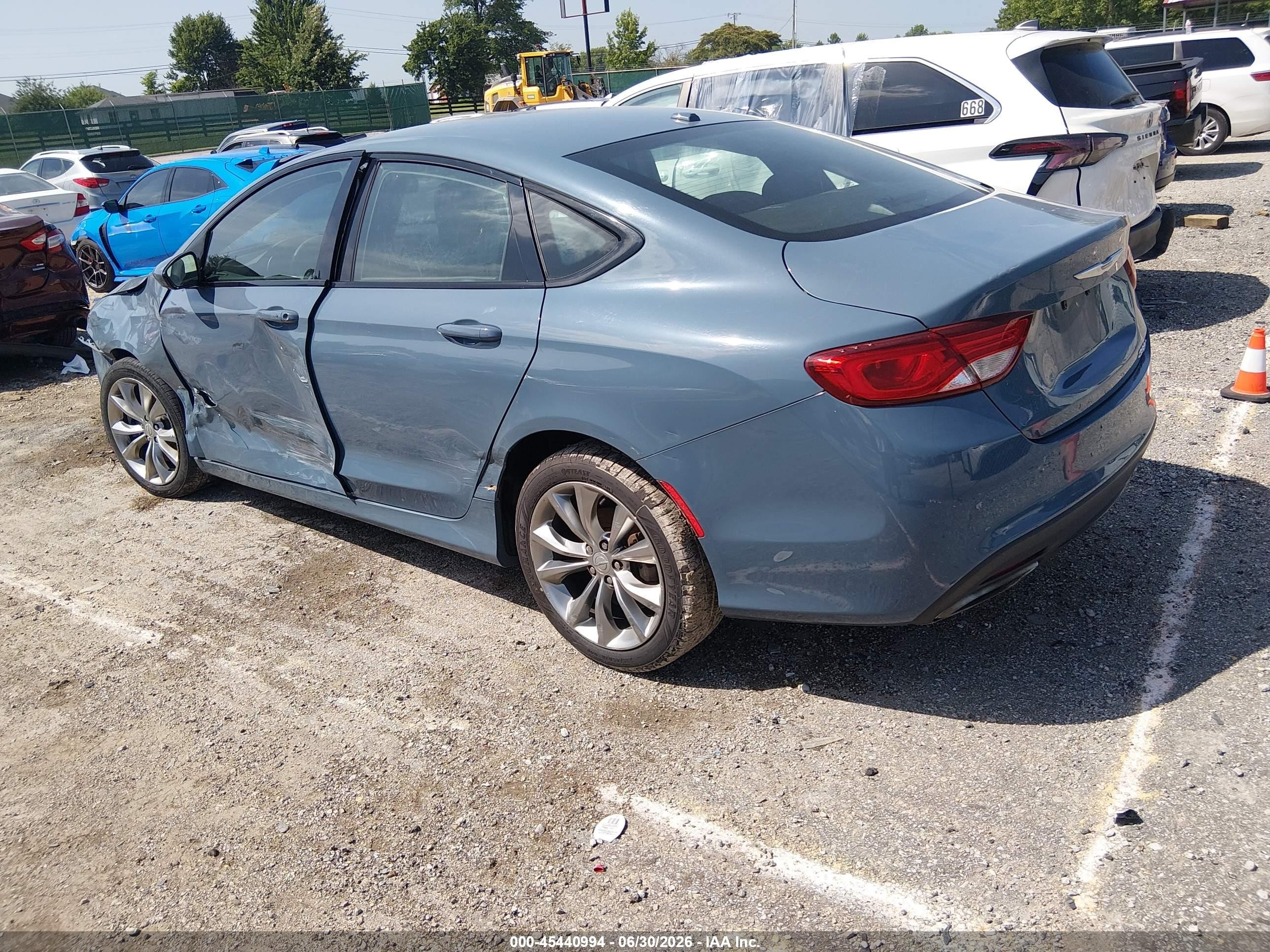 2015 Chrysler 200 S Blue vin: 1C3CCCBG7FN597969