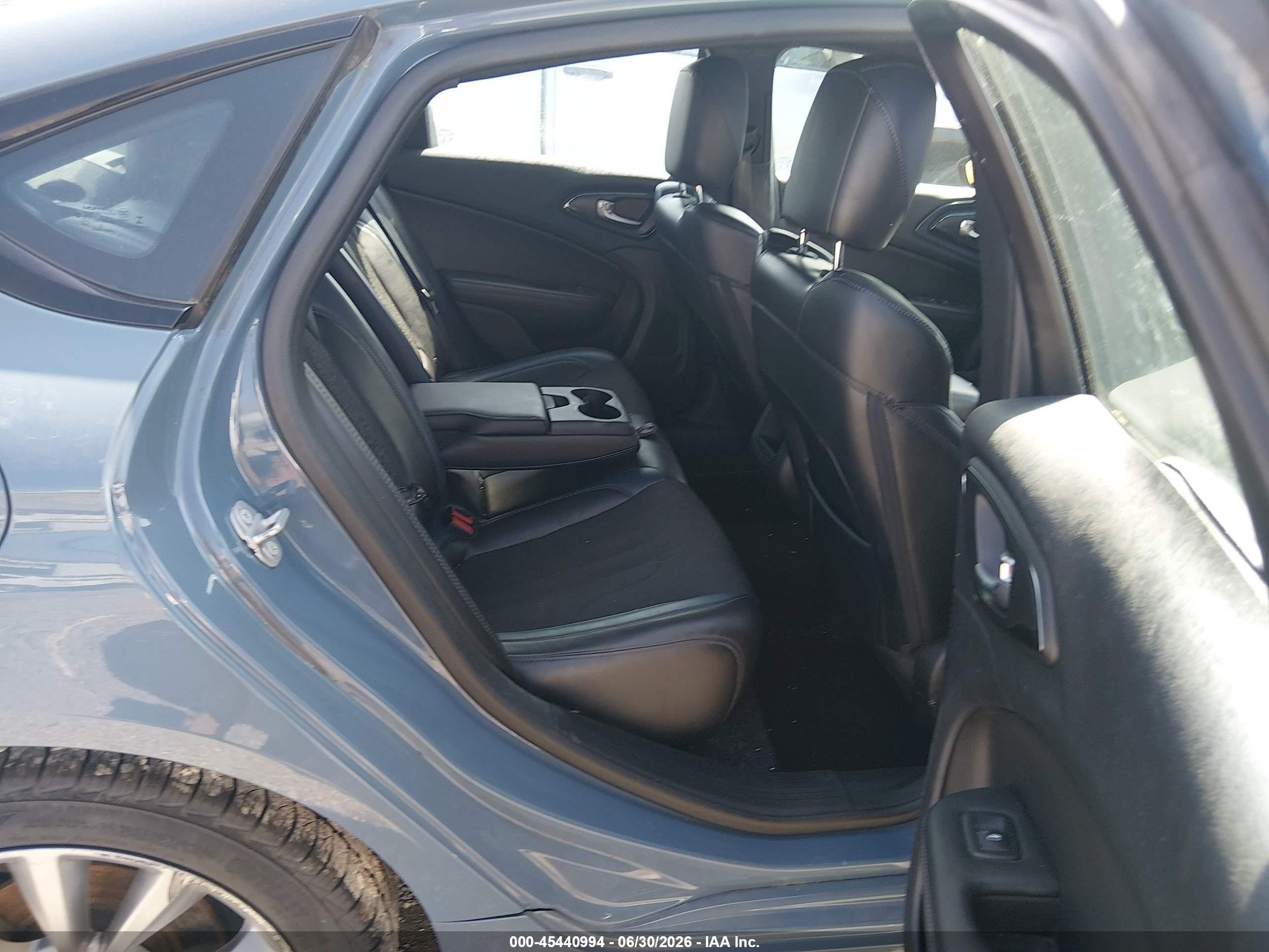 2015 Chrysler 200 S Blue vin: 1C3CCCBG7FN597969