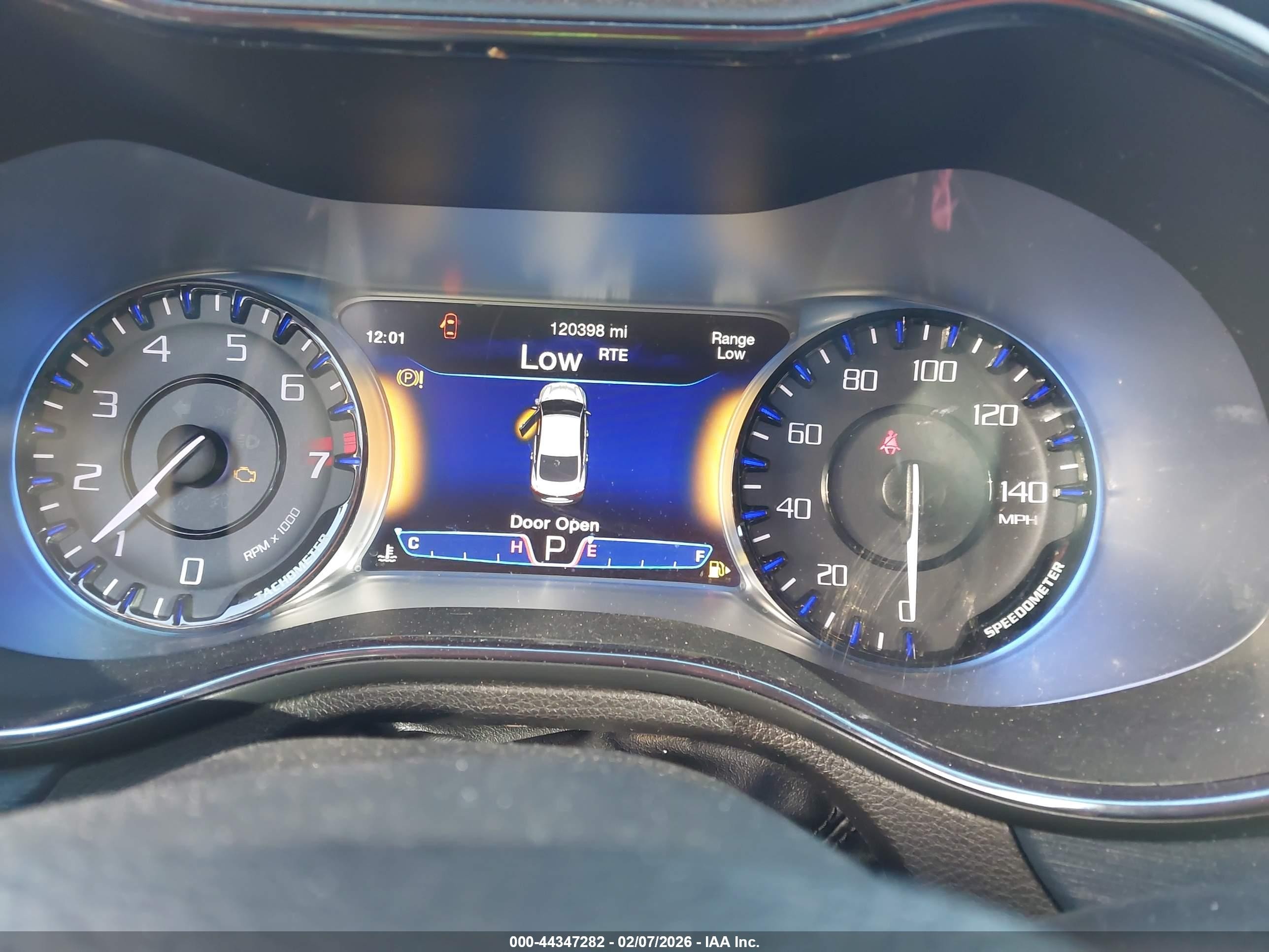 2015 Chrysler 200 S Черный vin: 1C3CCCBG7FN642876