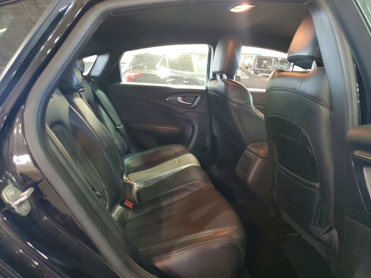 2015 Chrysler 200 S Black vin: 1C3CCCBG7FN717995