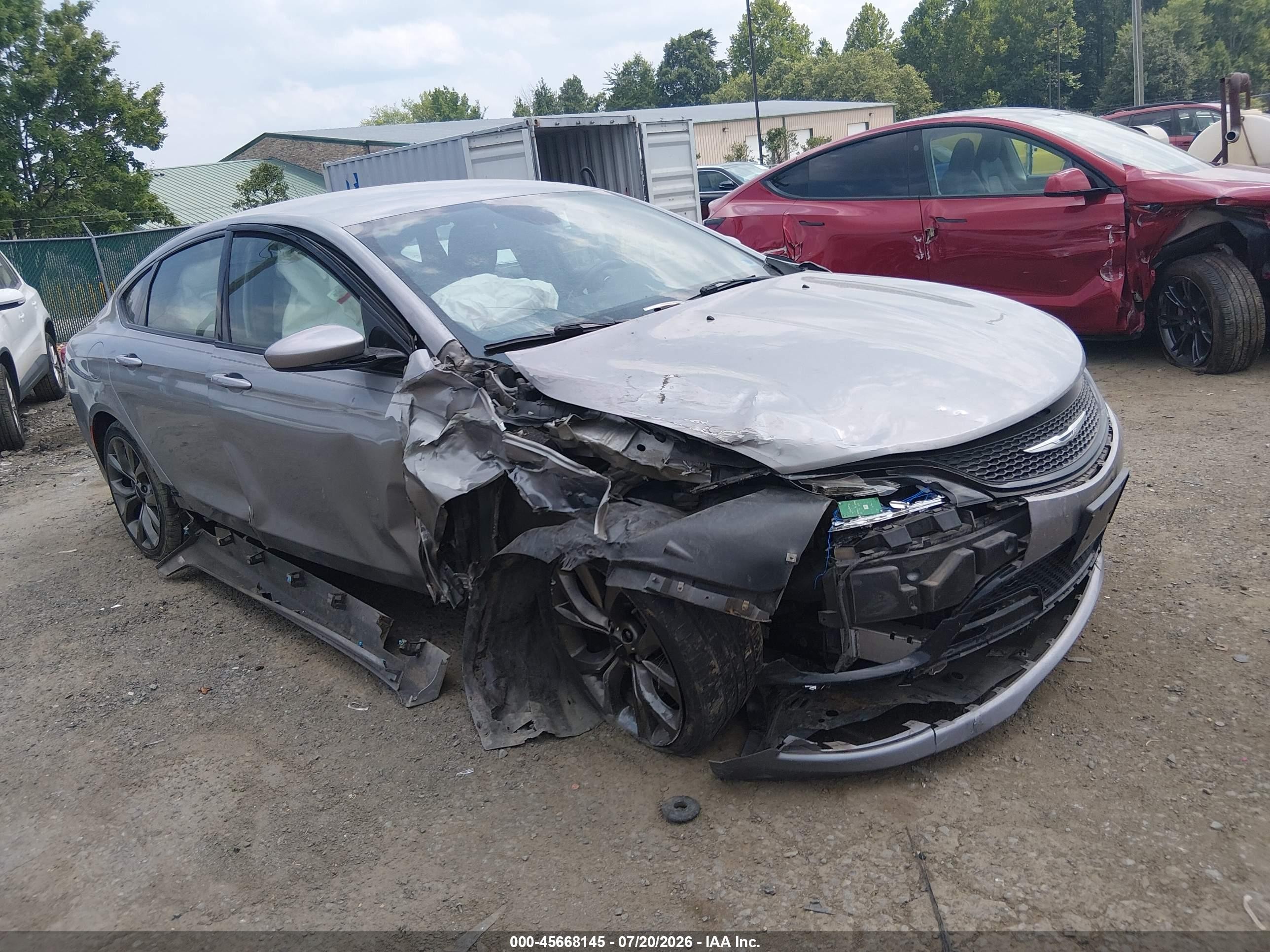 2015 Chrysler 200 S Silver vin: 1C3CCCBG8FN543029
