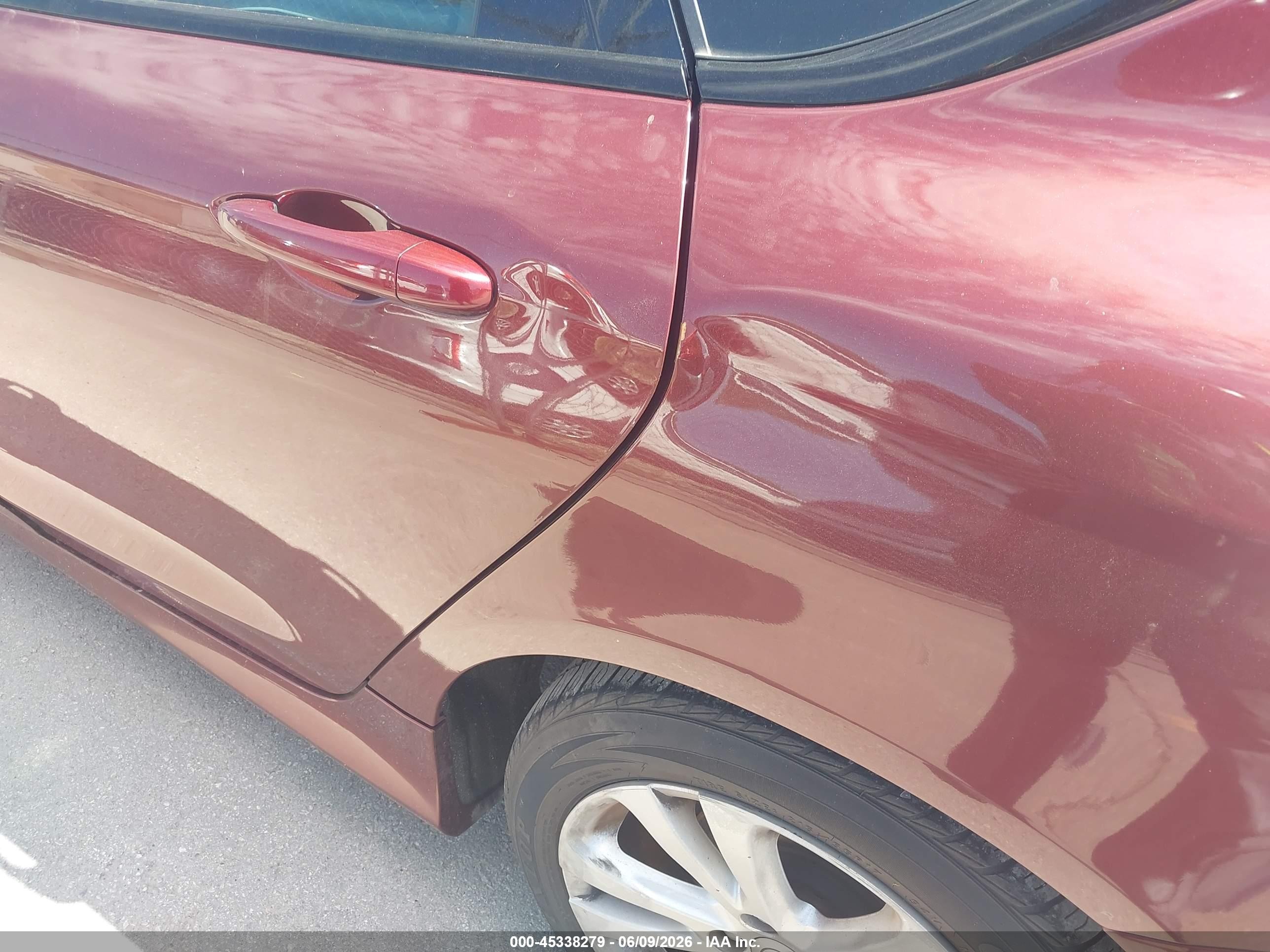 2015 Chrysler 200 S Maroon vin: 1C3CCCBG8FN580999