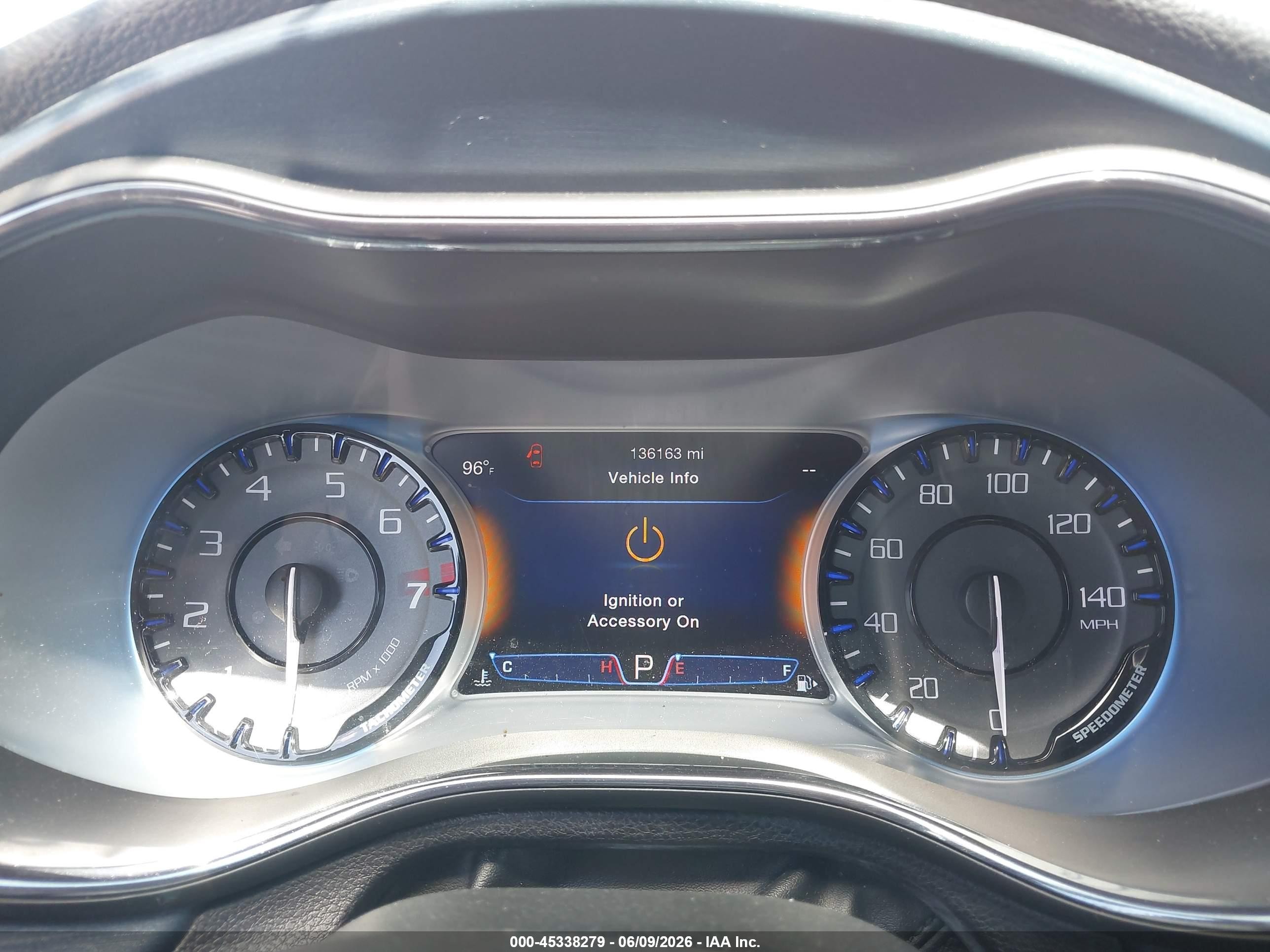 2015 Chrysler 200 S Maroon vin: 1C3CCCBG8FN580999