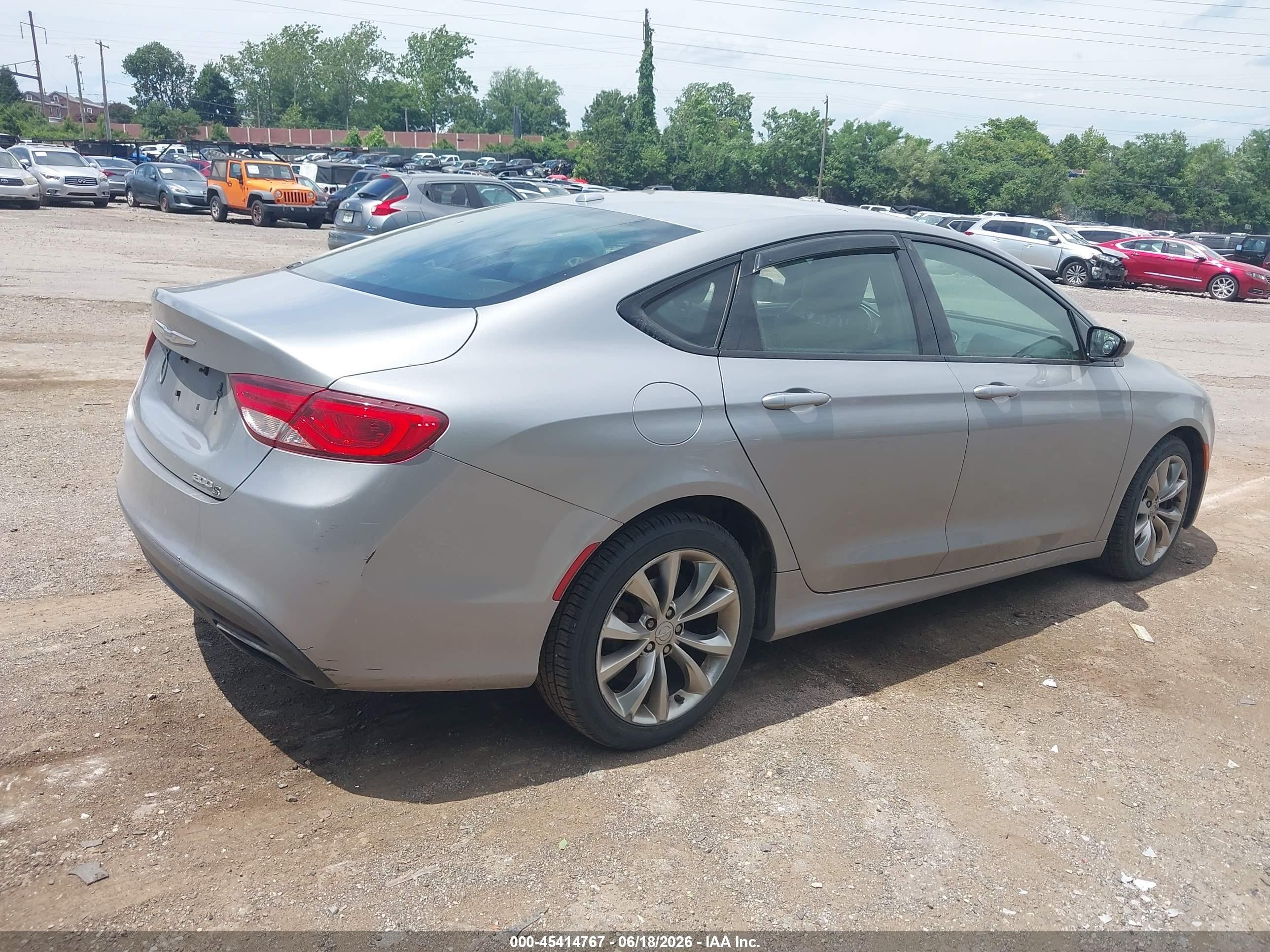 2015 Chrysler 200 S Silver vin: 1C3CCCBG8FN614035
