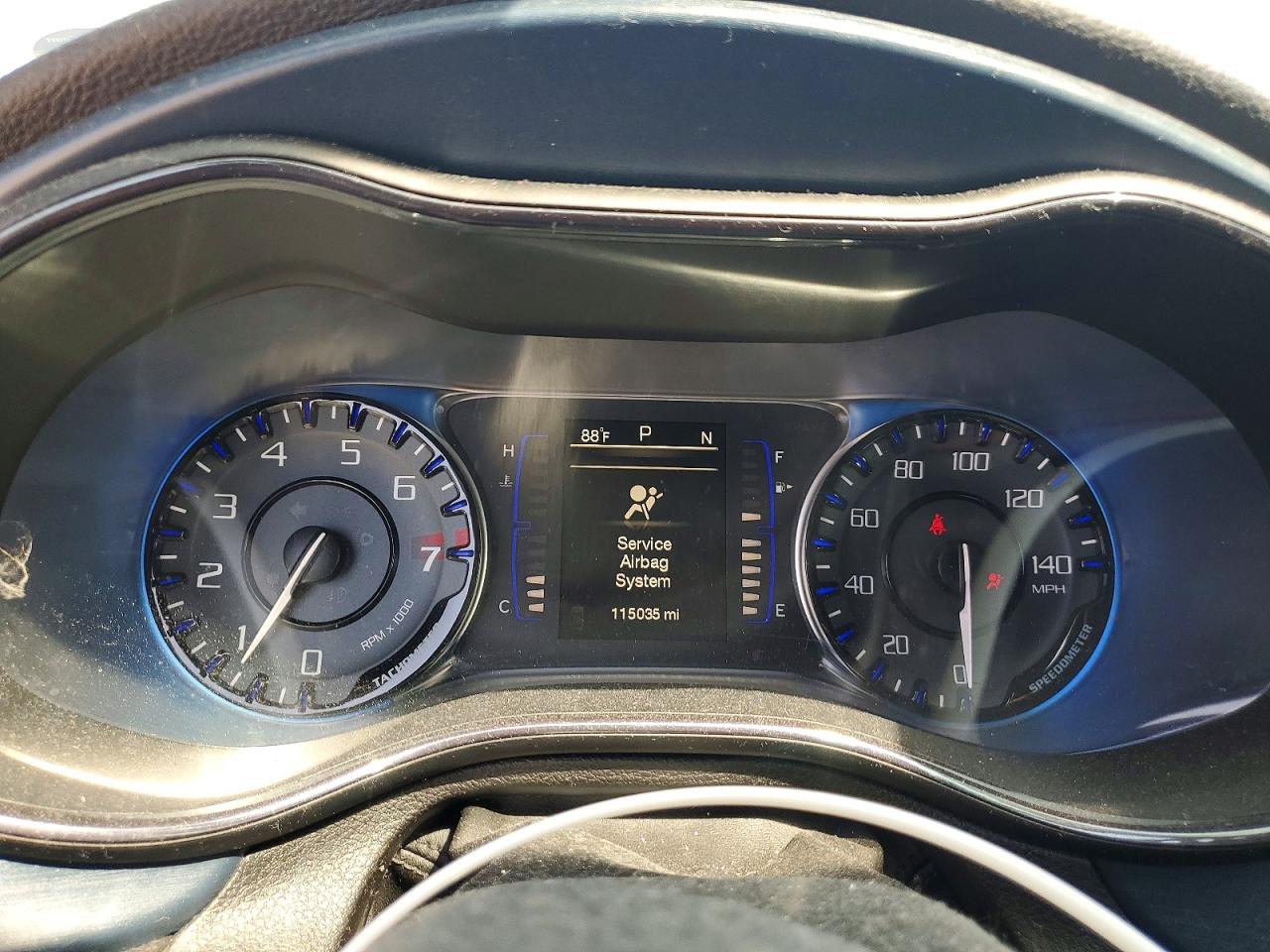 2015 Chrysler 200 S Maroon vin: 1C3CCCBG9FN518155