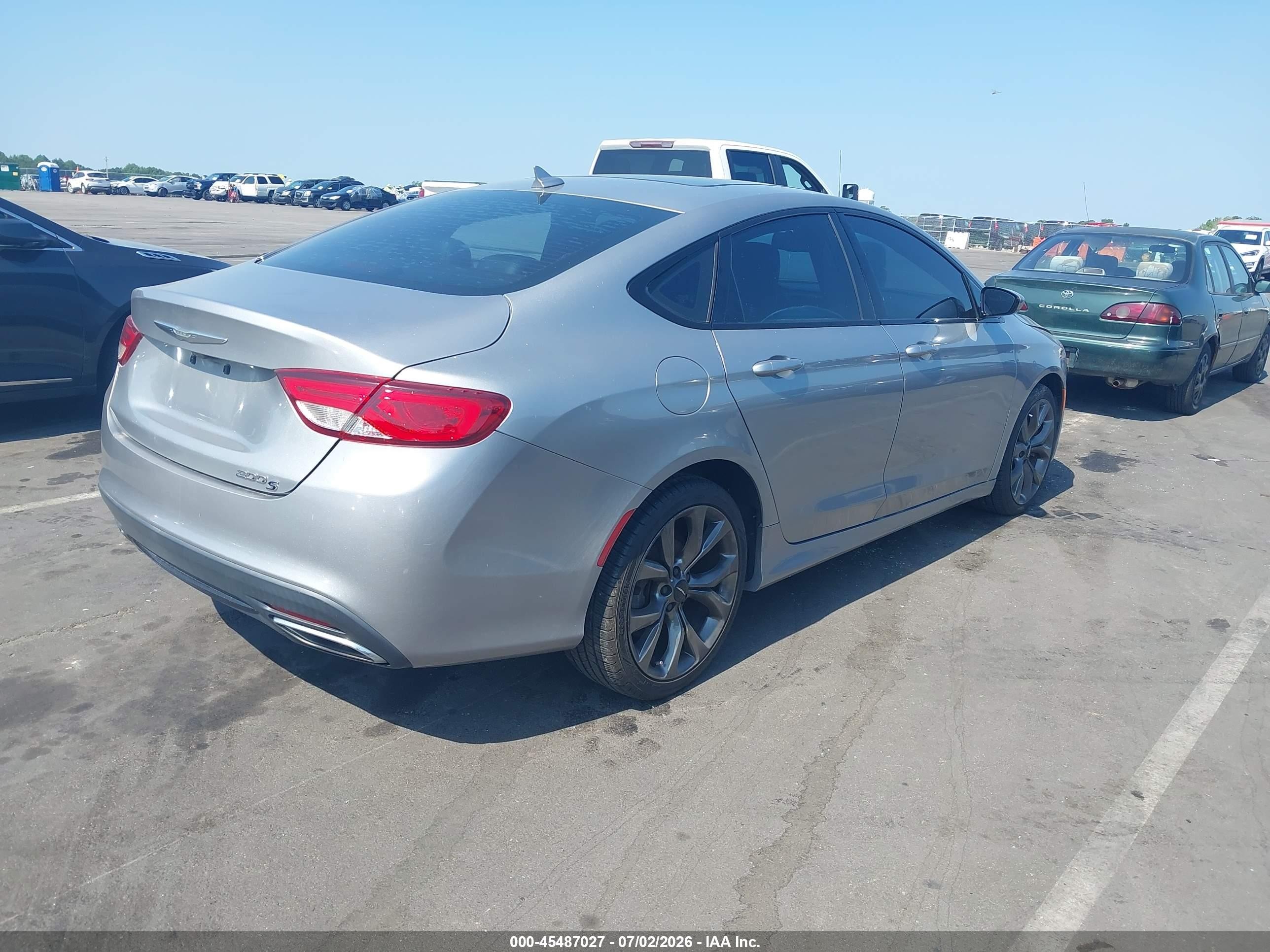 2015 Chrysler 200 S Gray vin: 1C3CCCBG9FN533528