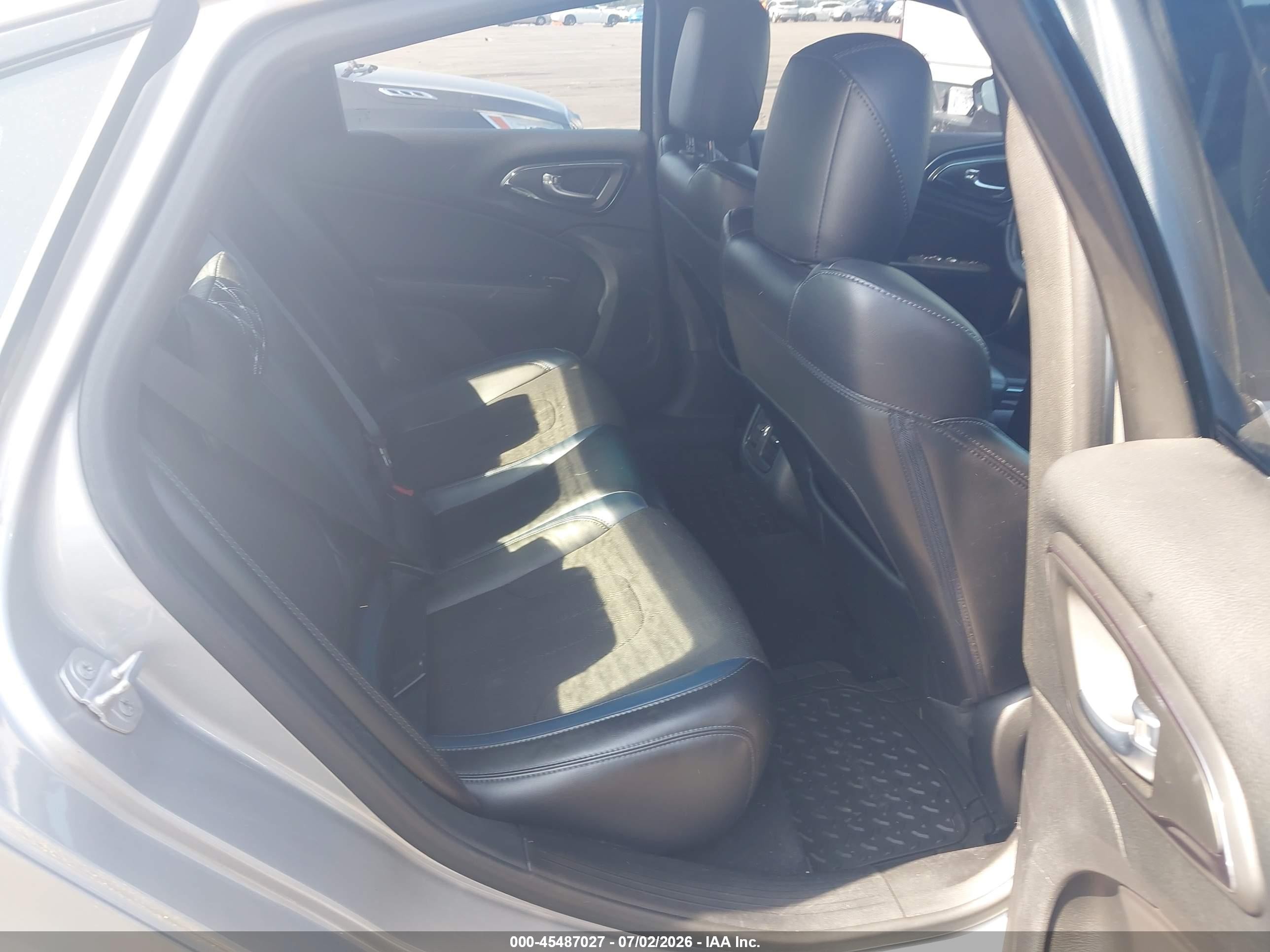 2015 Chrysler 200 S Gray vin: 1C3CCCBG9FN533528