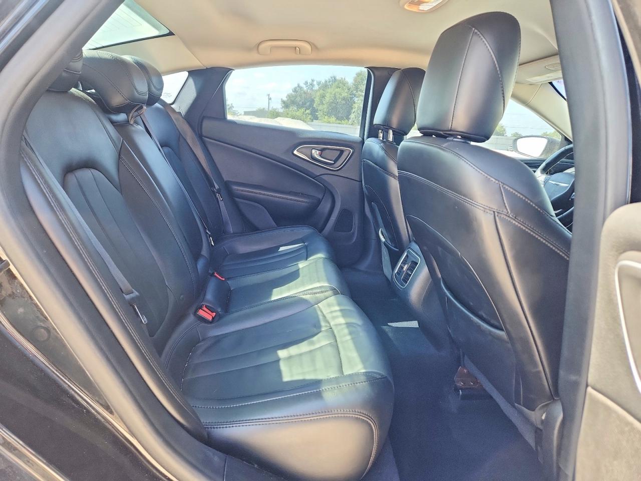 2015 Chrysler 200 C Black vin: 1C3CCCCB0FN508570