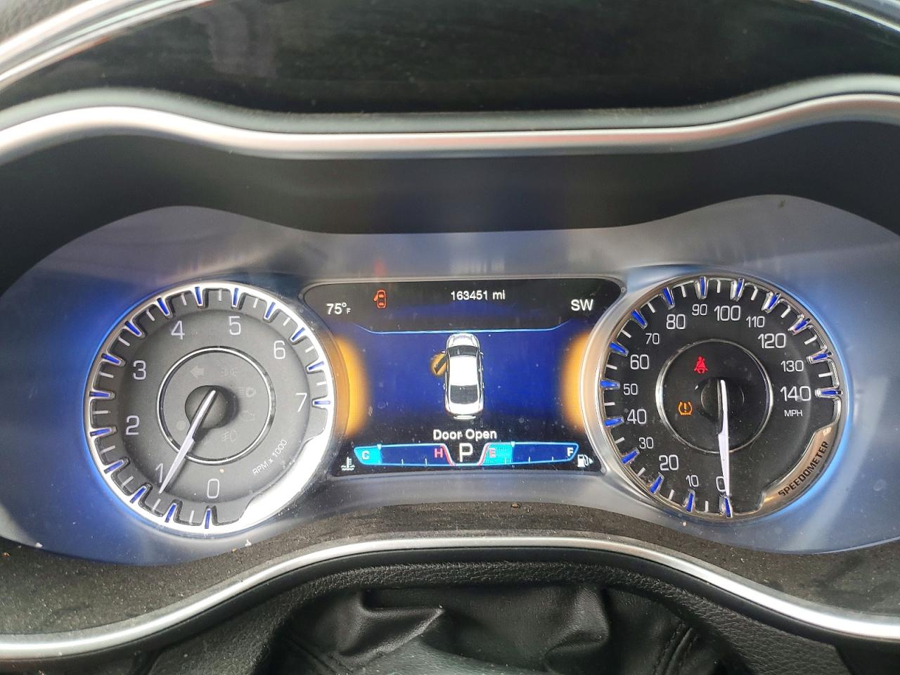 2015 Chrysler 200 C Gray vin: 1C3CCCCB0FN591949