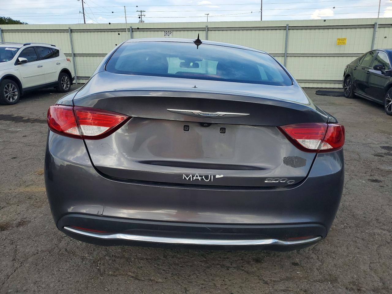 2015 Chrysler 200 C Gray vin: 1C3CCCCB1FN736187