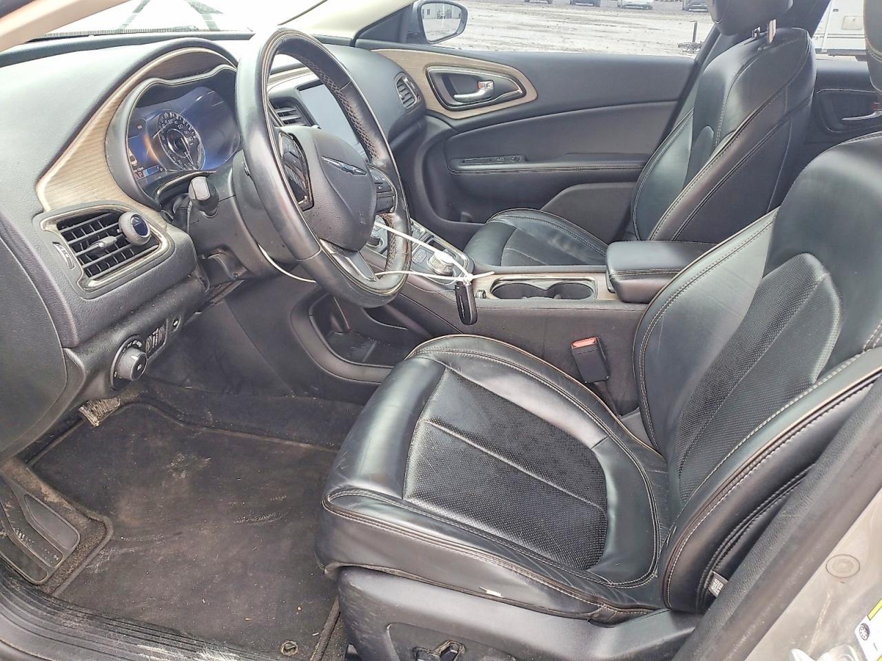 2015 Chrysler 200 C Gray vin: 1C3CCCCB2FN633716