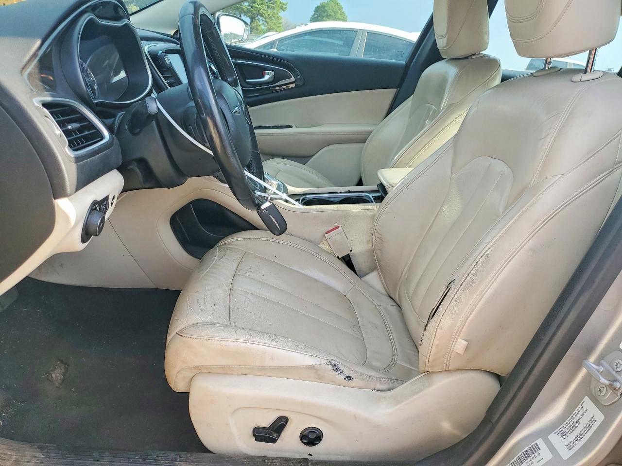 2015 Chrysler 200 C Silver vin: 1C3CCCCB2FN703411