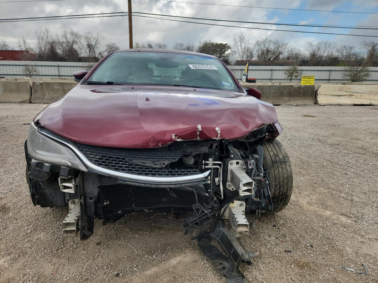 2015 Chrysler 200 C Maroon vin: 1C3CCCCB3FN527713 Damage: Grille, Broken, Replacement Required