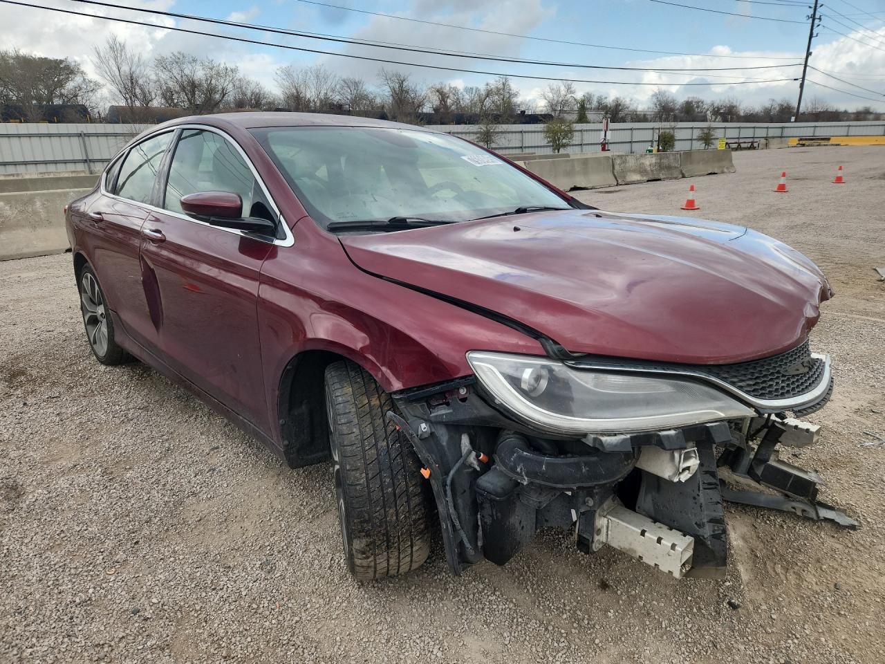 2015 Chrysler 200 C Maroon vin: 1C3CCCCB3FN527713 Damage: Right Front Door, Dent(S) W/ Paint Dmg, > 12 Inches