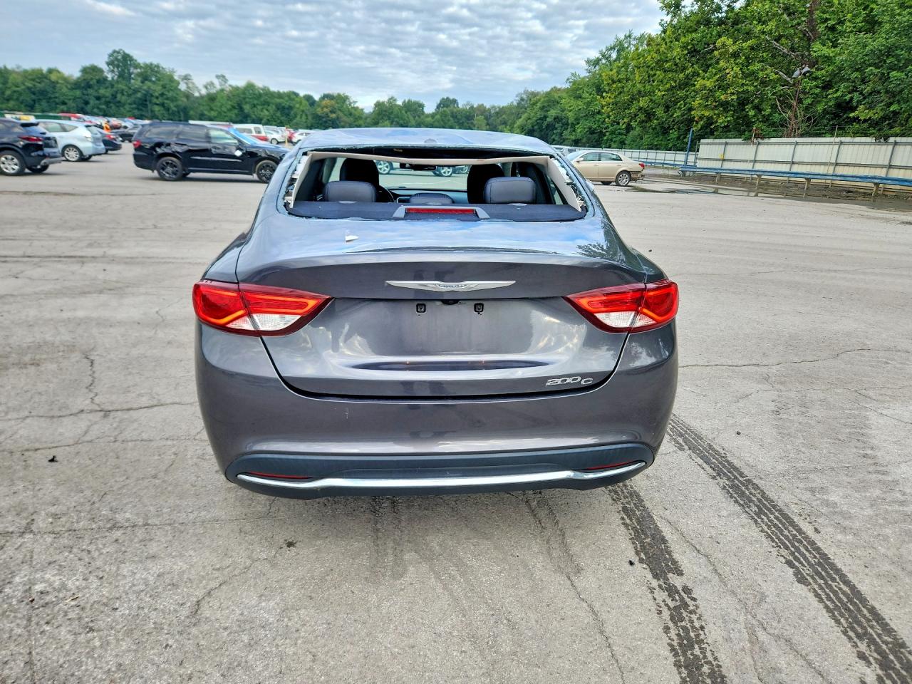 2015 Chrysler 200 C Gray vin: 1C3CCCCB3FN532037