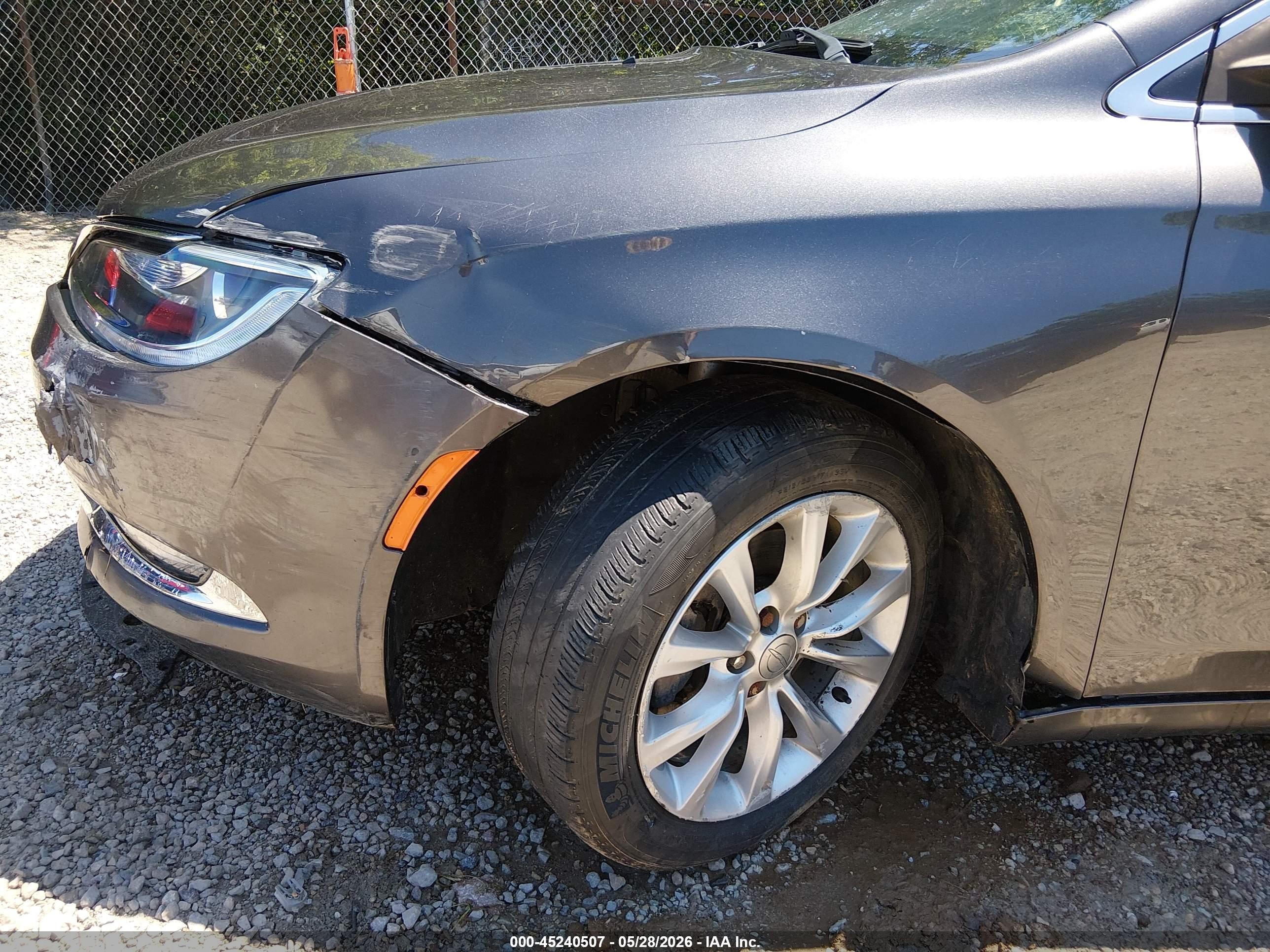 2015 Chrysler 200 C Gray vin: 1C3CCCCB5FN565749