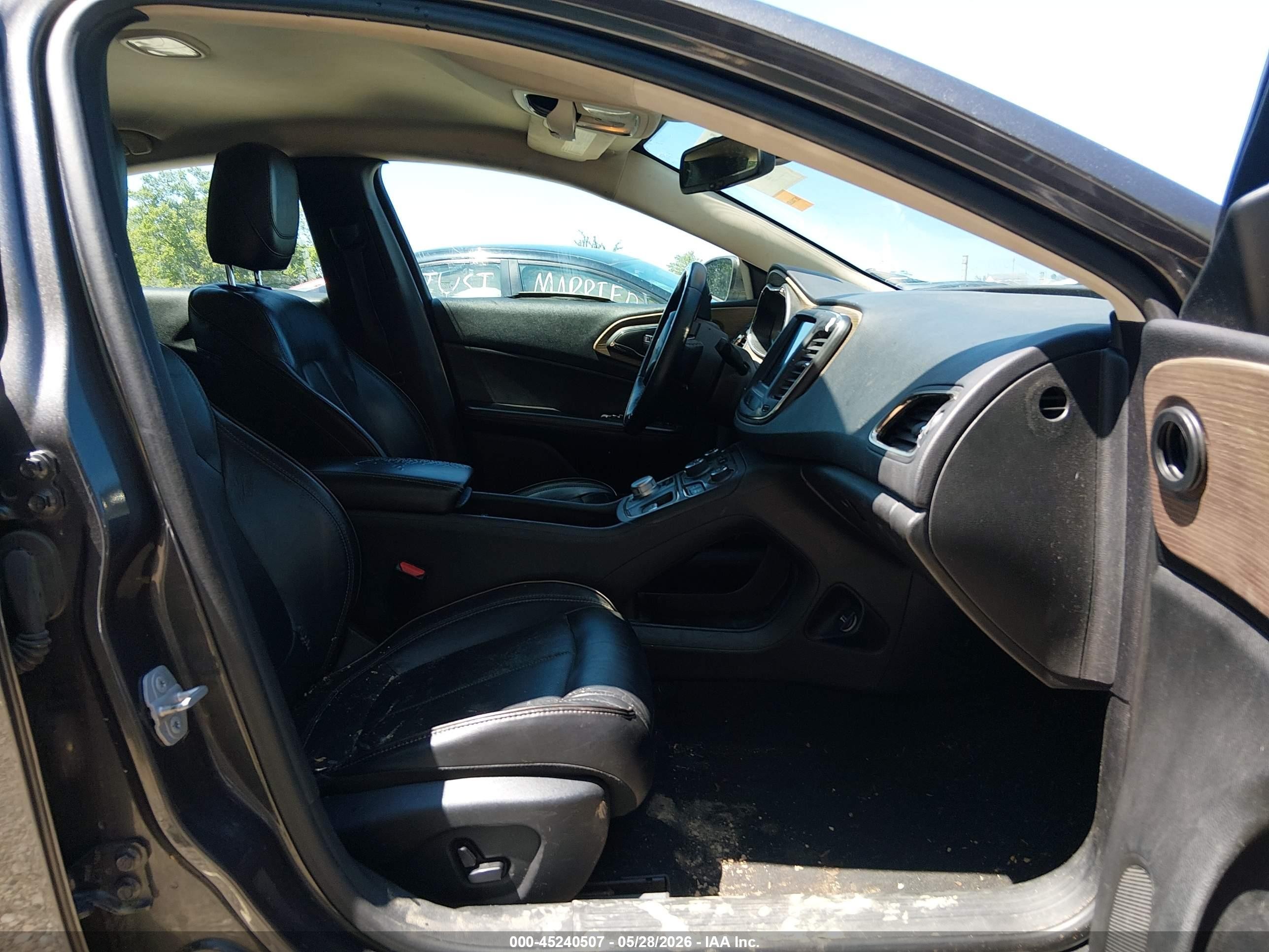 2015 Chrysler 200 C Gray vin: 1C3CCCCB5FN565749