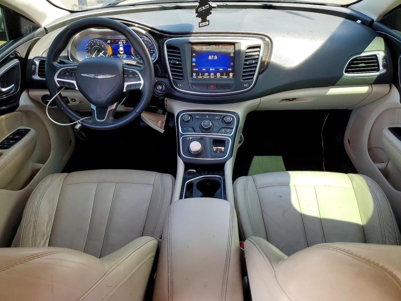 2015 Chrysler 200 C Silver vin: 1C3CCCCB6FN552282