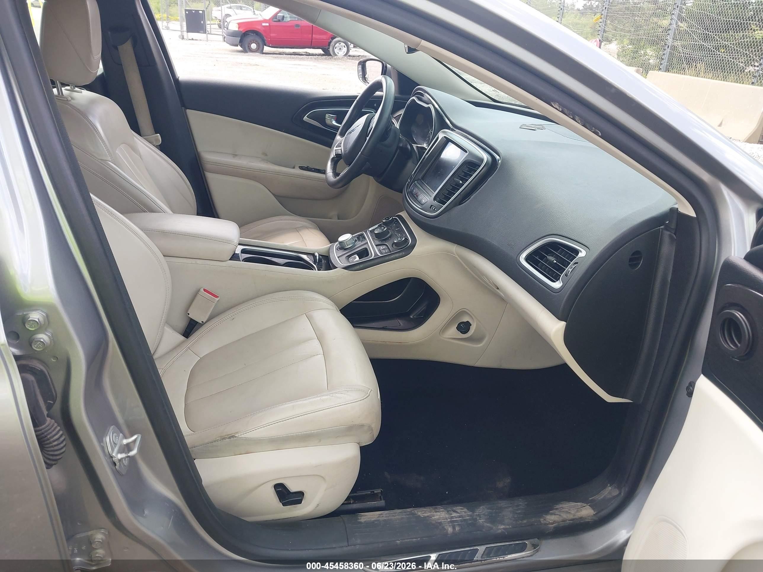 2015 Chrysler 200 C Silver vin: 1C3CCCCB6FN703380