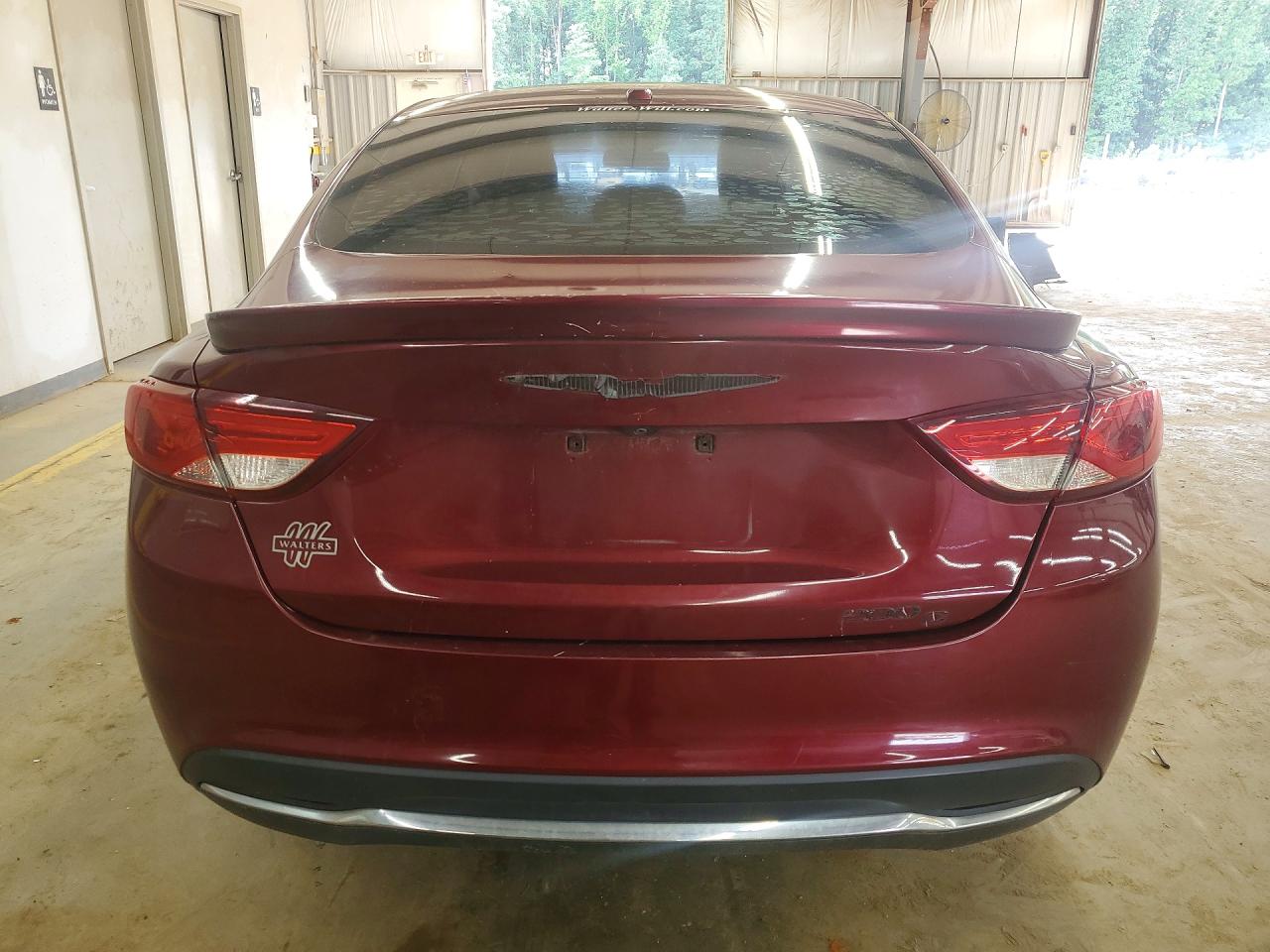 2015 Chrysler 200 C Burgundy vin: 1C3CCCCB7FN545647