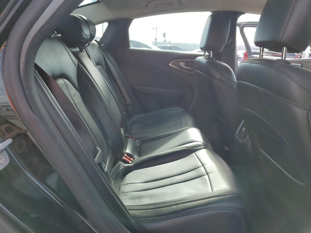 2015 Chrysler 200 Черный vin: 1C3CCCCB8FN673718