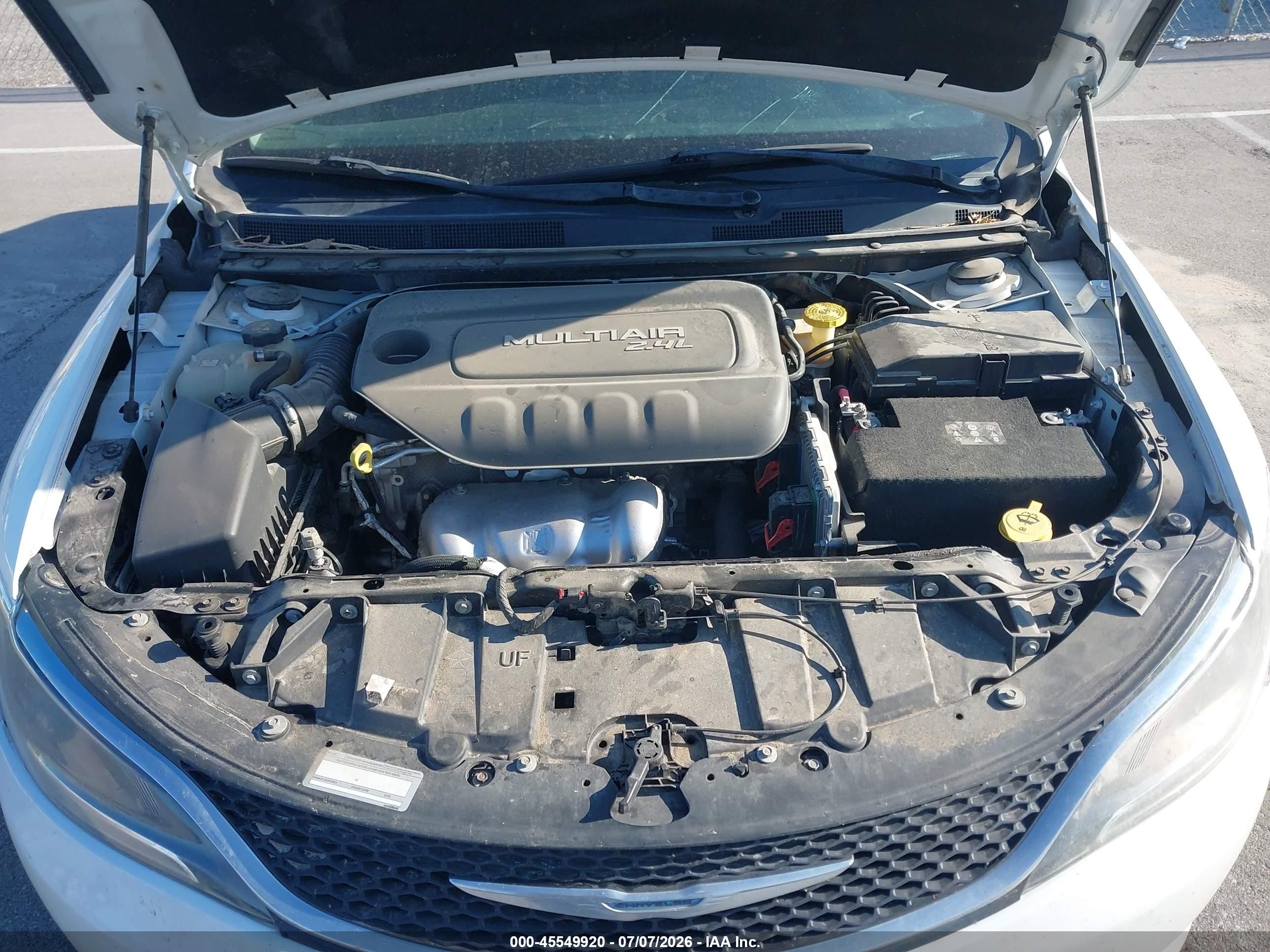 2015 Chrysler 200 C Белый vin: 1C3CCCCB8FN681902