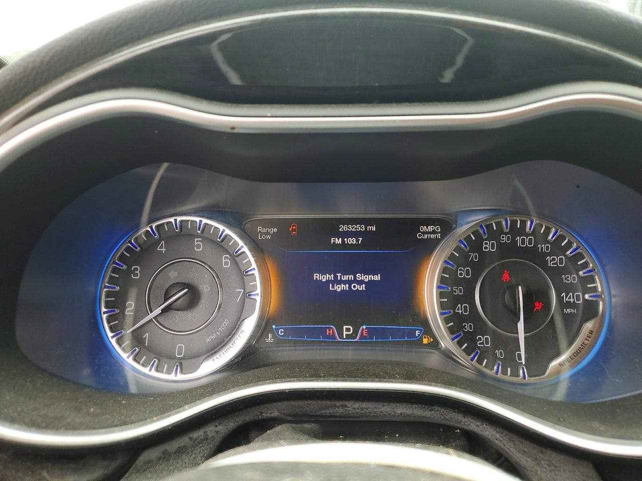 2015 Chrysler 200 C Silver vin: 1C3CCCCB9FN500984