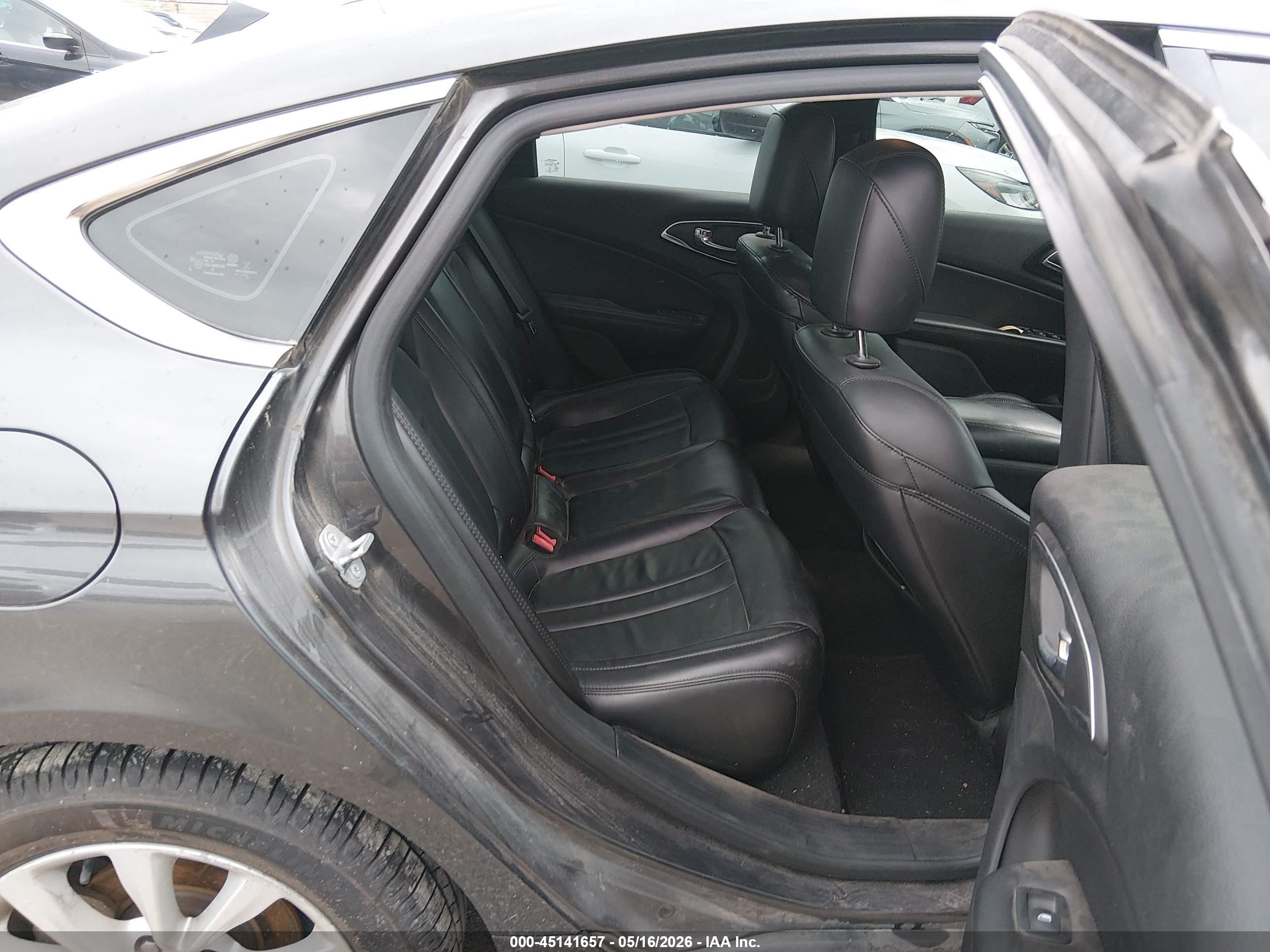2015 Chrysler 200 C Gray vin: 1C3CCCCB9FN531524