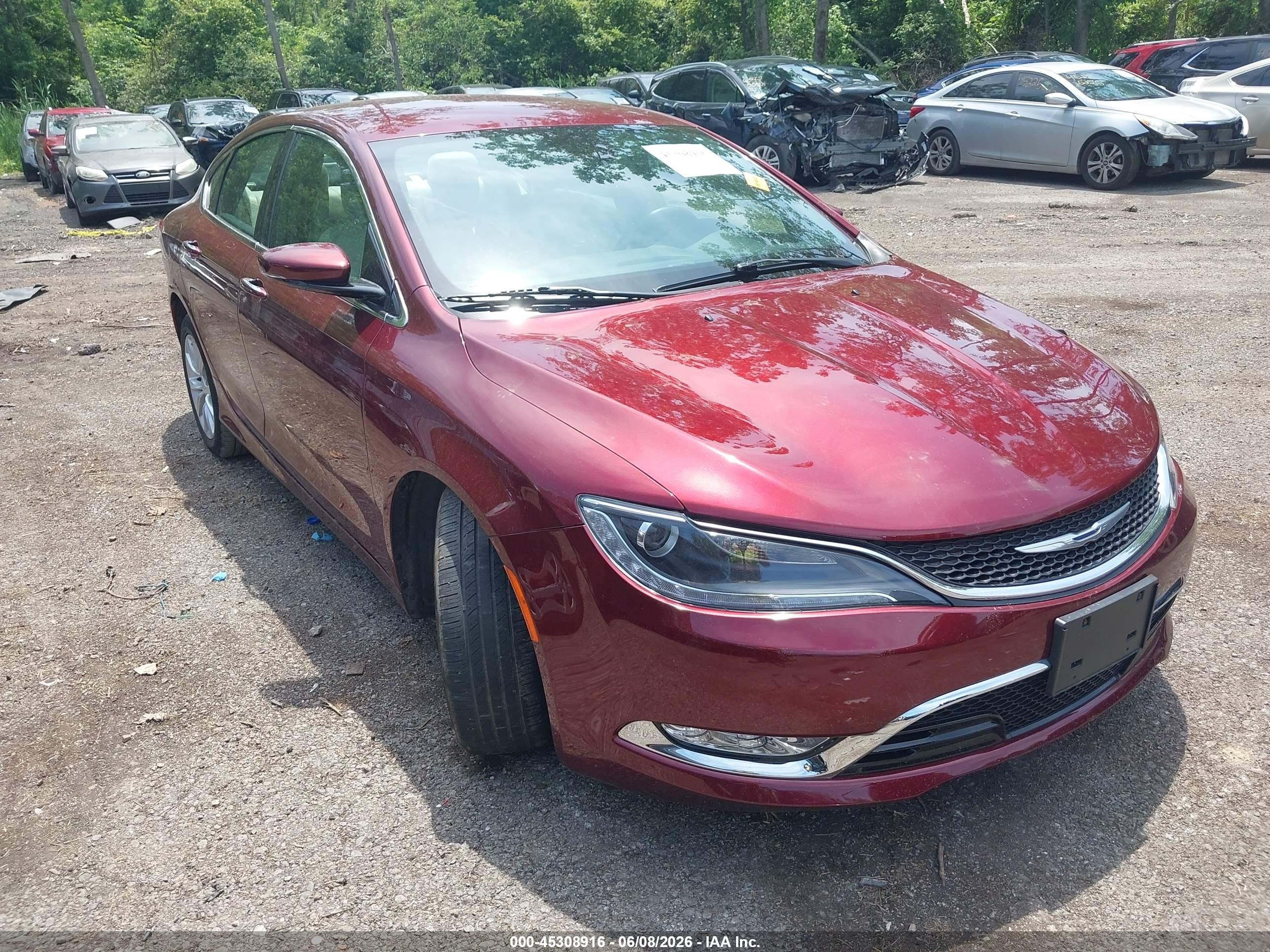 2015 Chrysler 200 C Red vin: 1C3CCCCB9FN546900