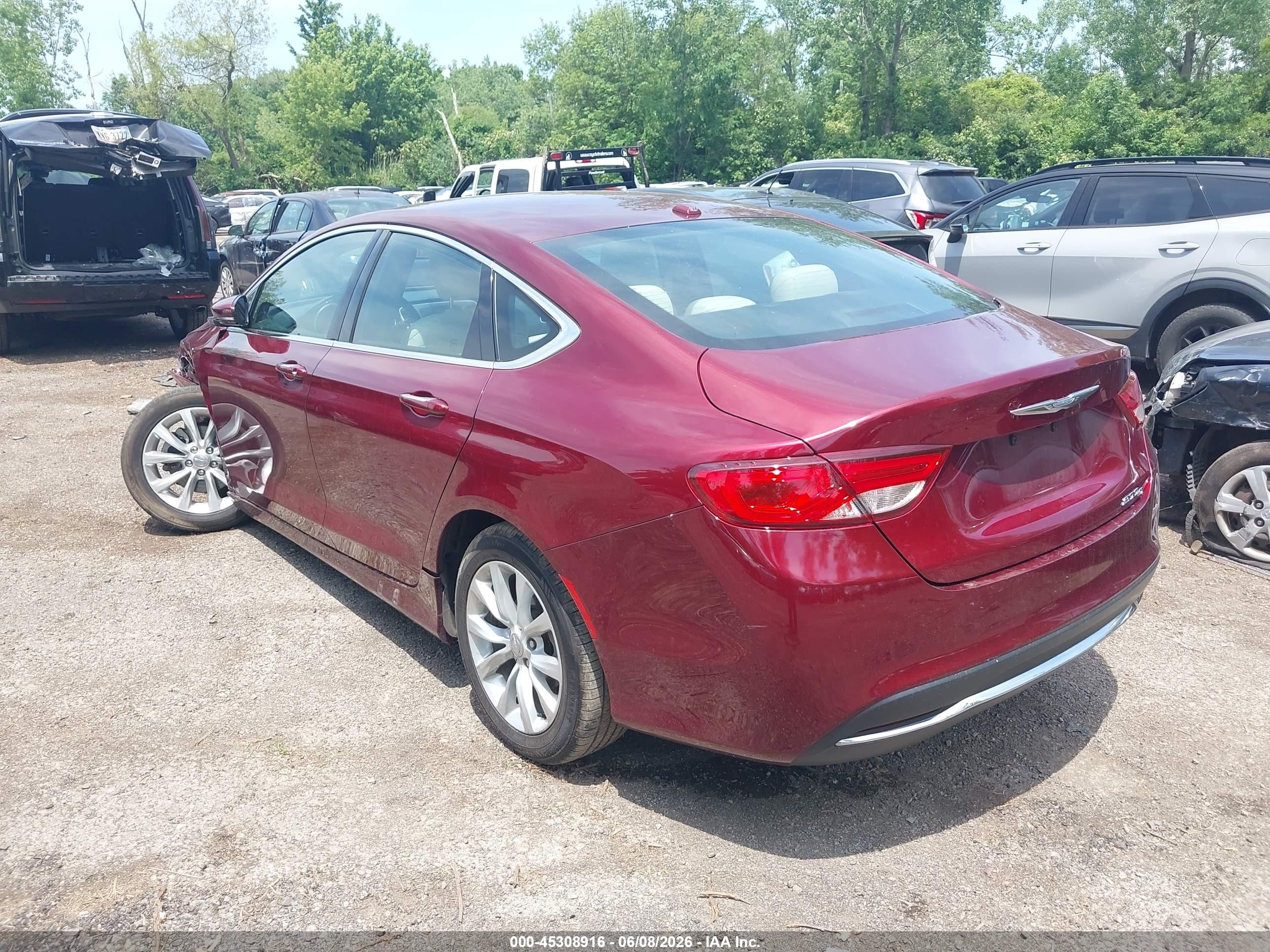 2015 Chrysler 200 C Red vin: 1C3CCCCB9FN546900