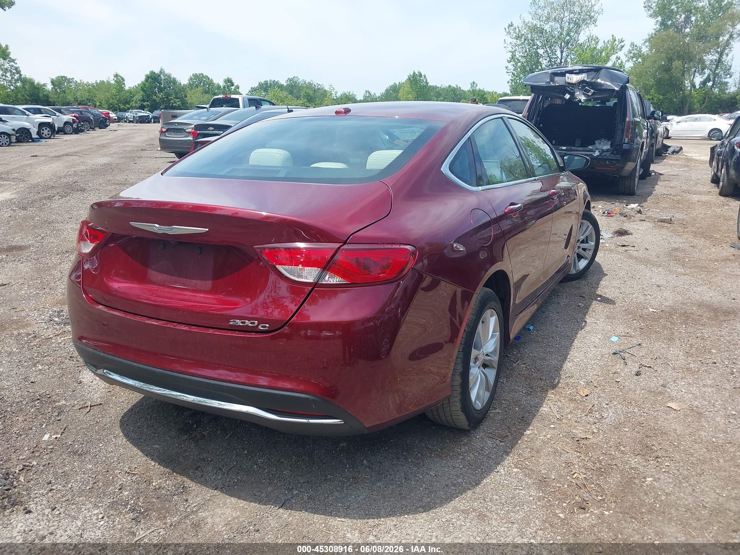 2015 Chrysler 200 C Red vin: 1C3CCCCB9FN546900
