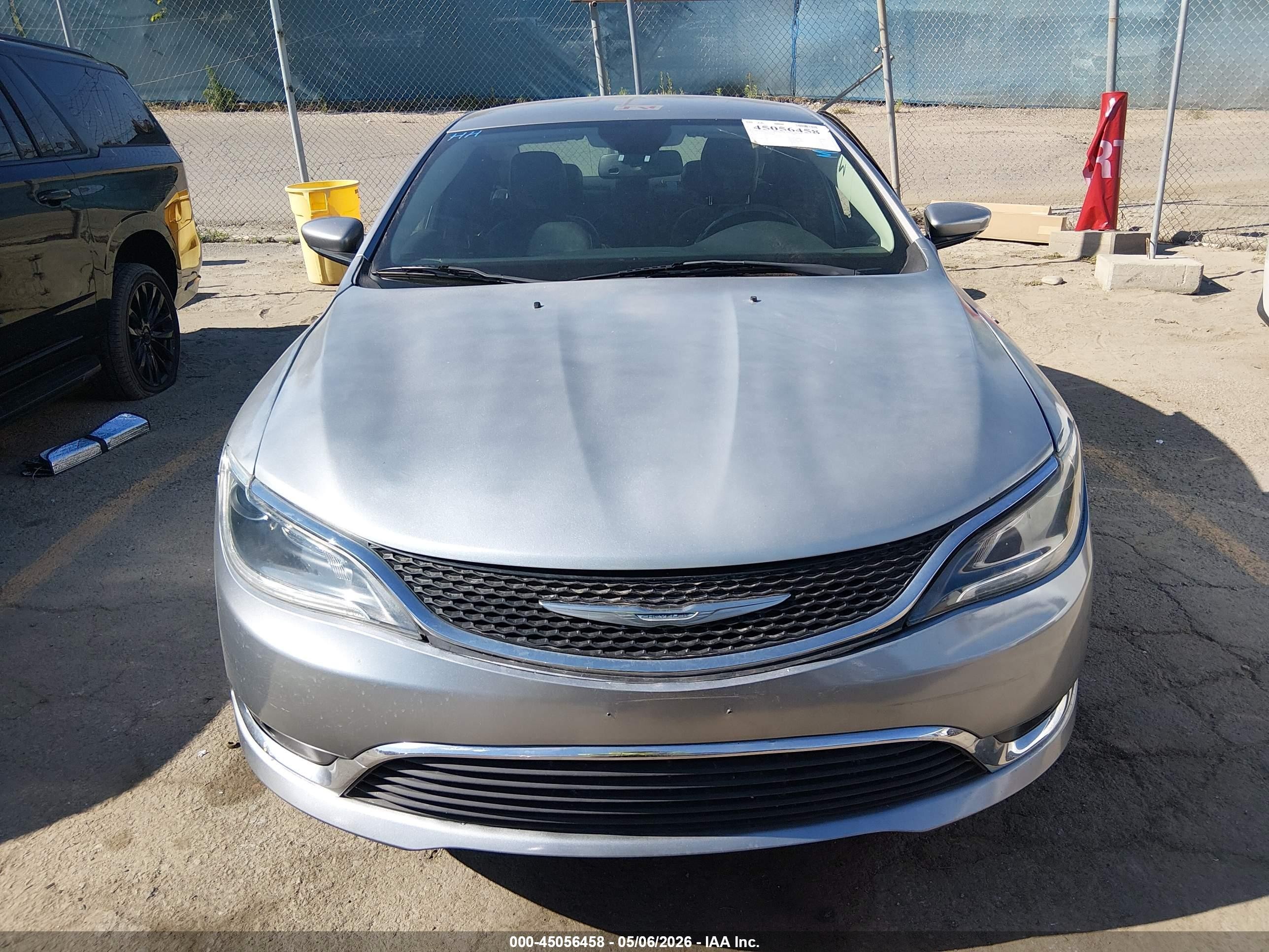 2015 Chrysler 200 C Серебряный vin: 1C3CCCCB9FN720612