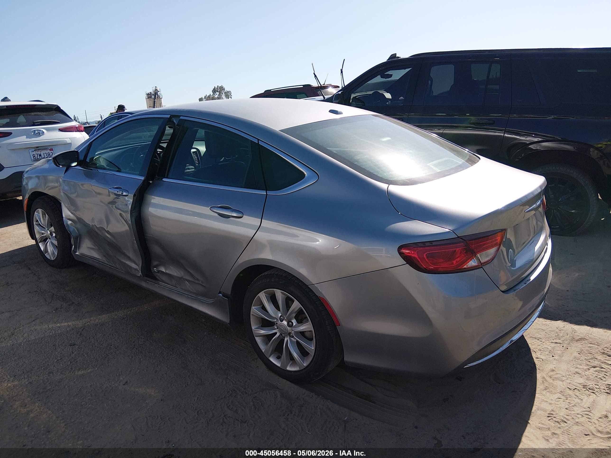 2015 Chrysler 200 C Серебряный vin: 1C3CCCCB9FN720612